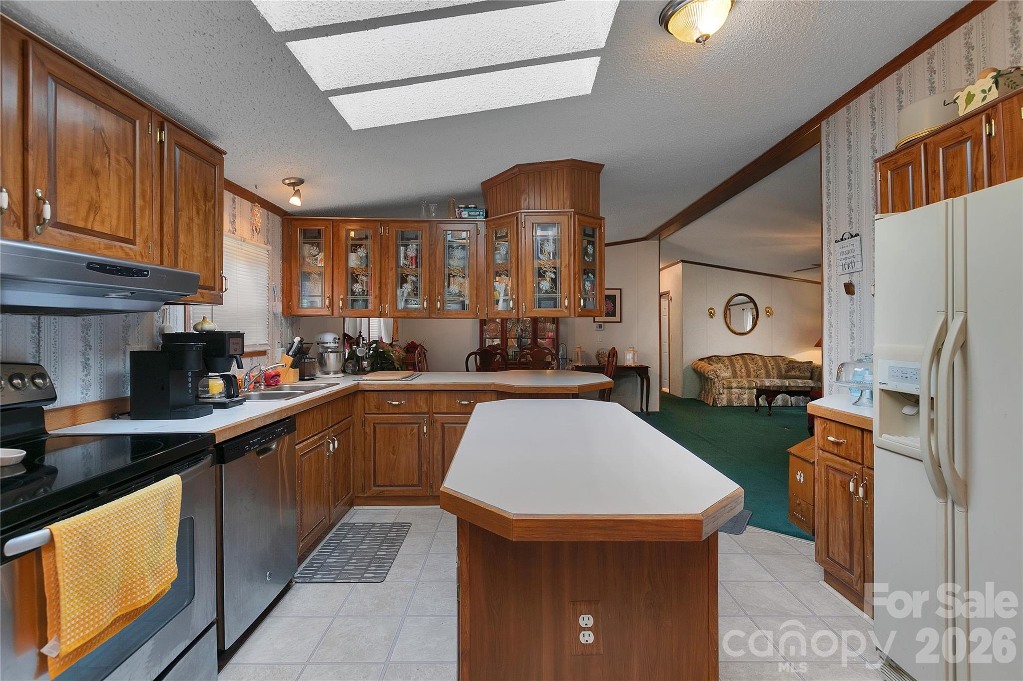 main property photo 22