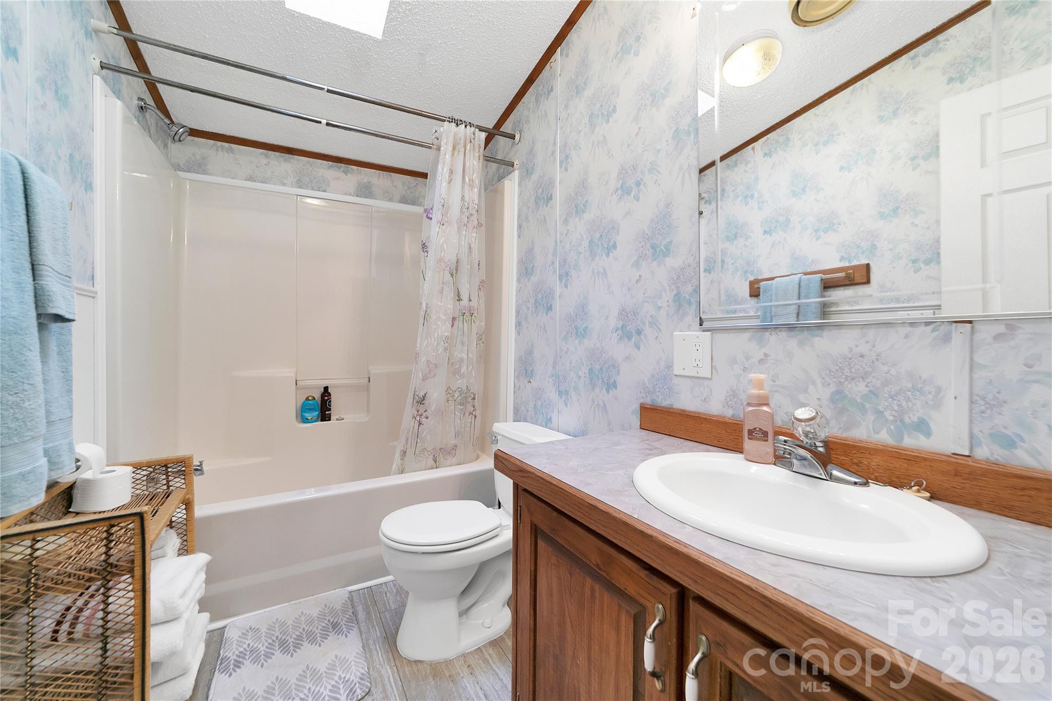 main property photo 45