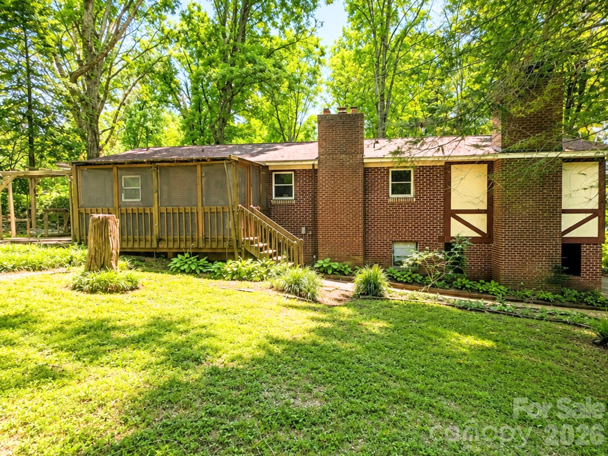 main property photo 25