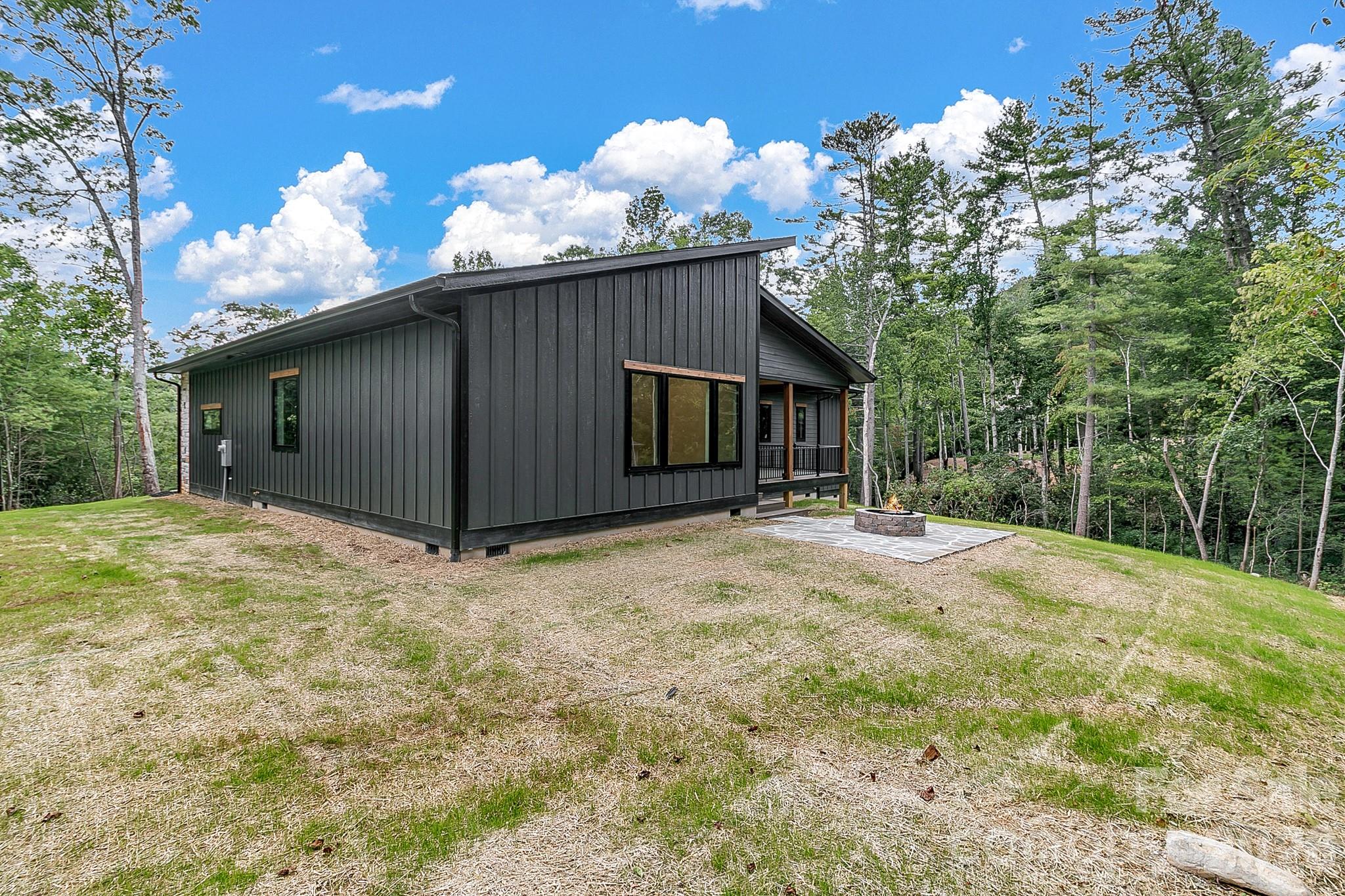 main property photo 41