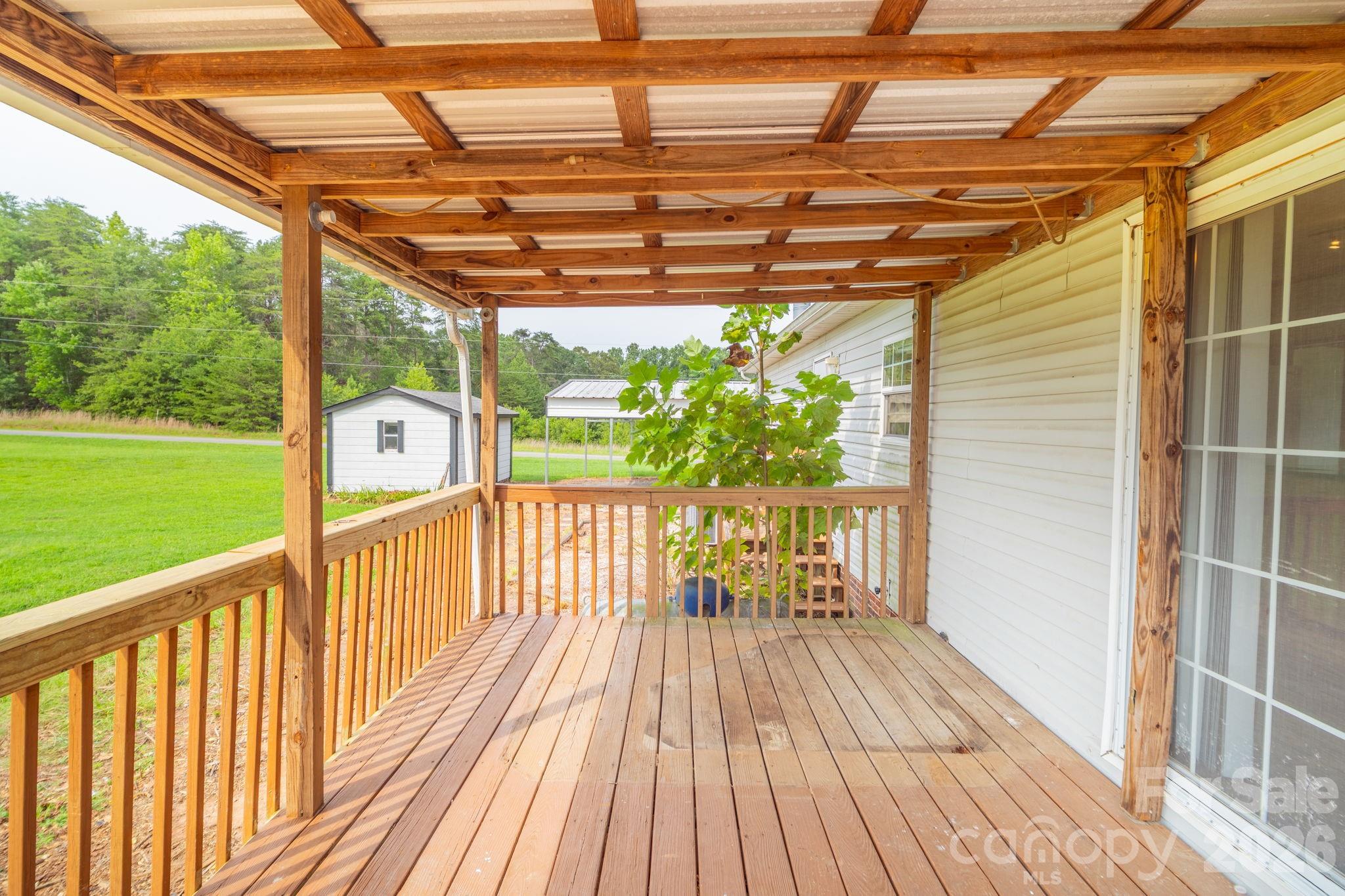 main property photo 43