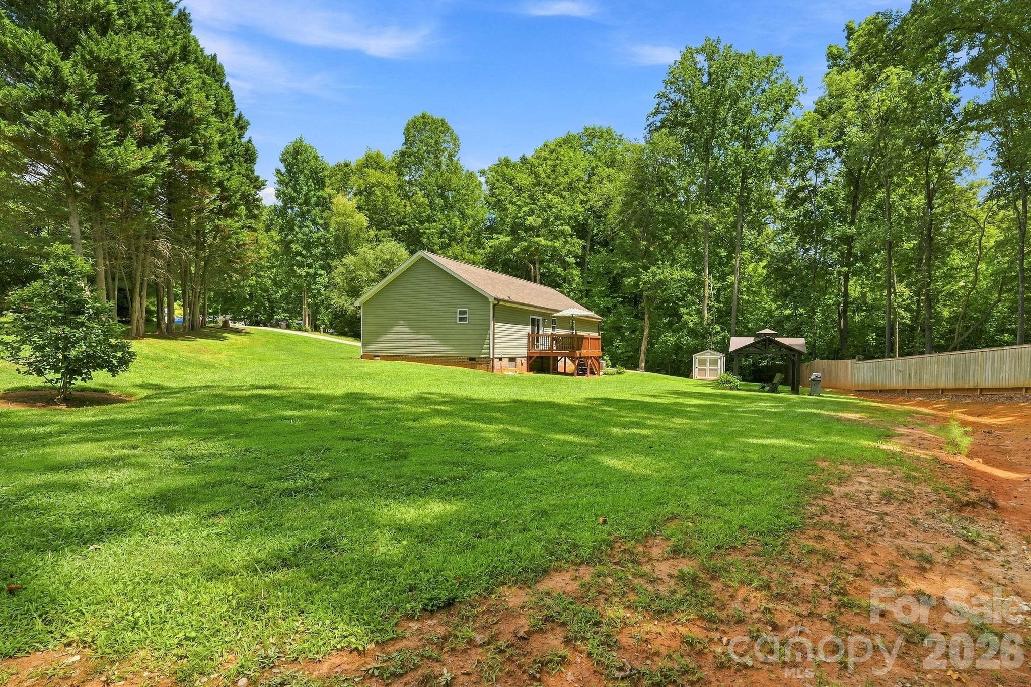 main property photo 32