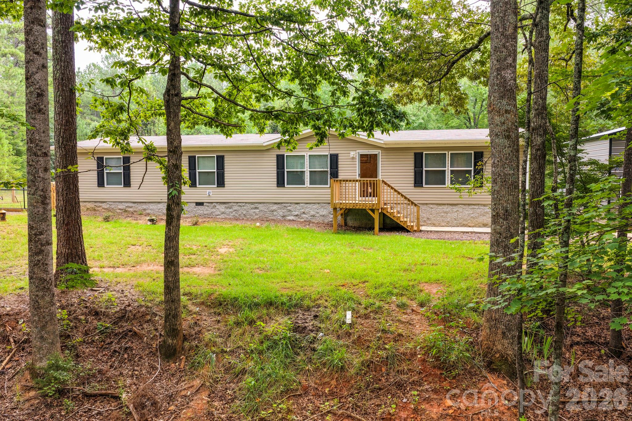 main property photo 36