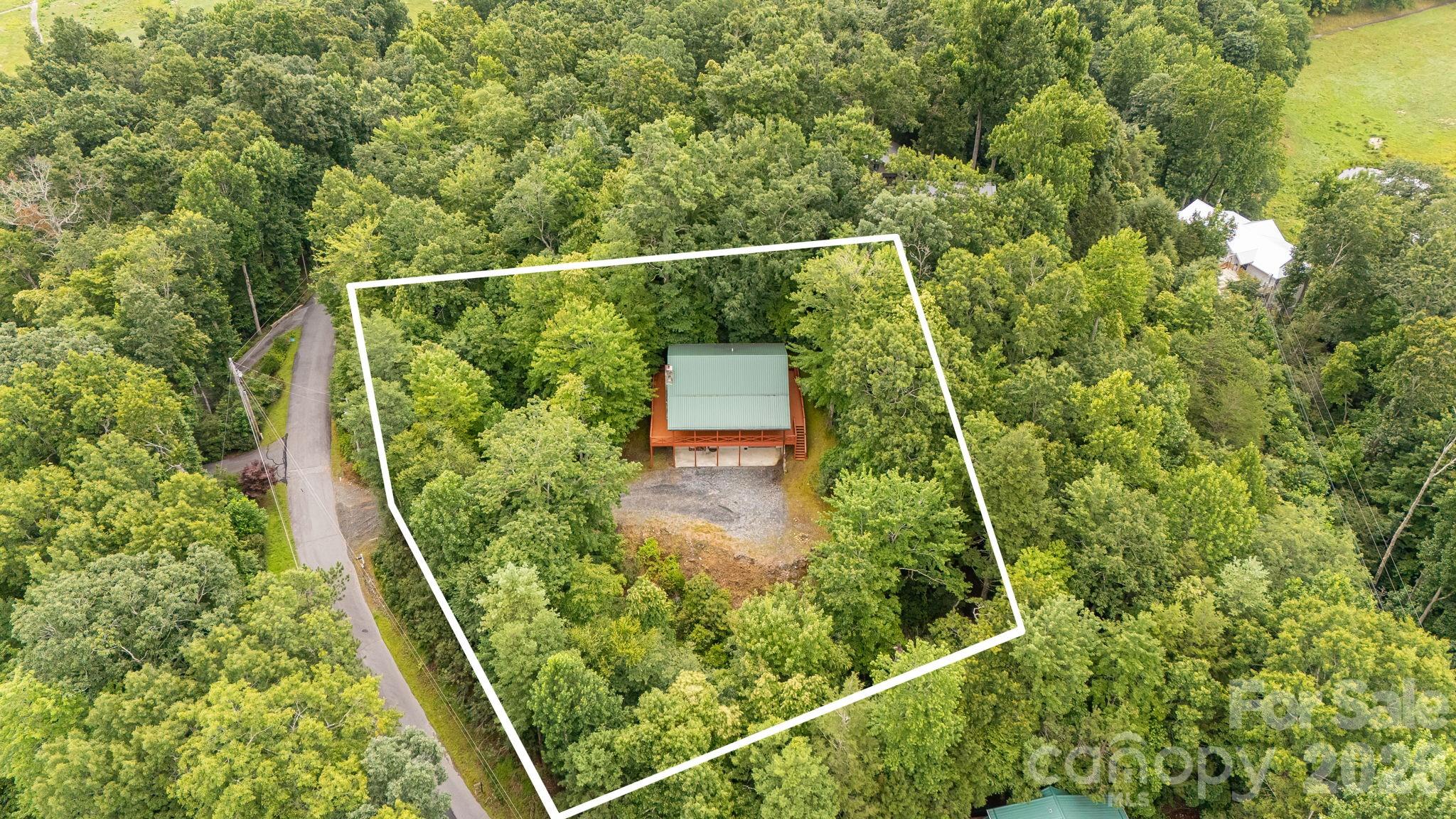 main property photo 41