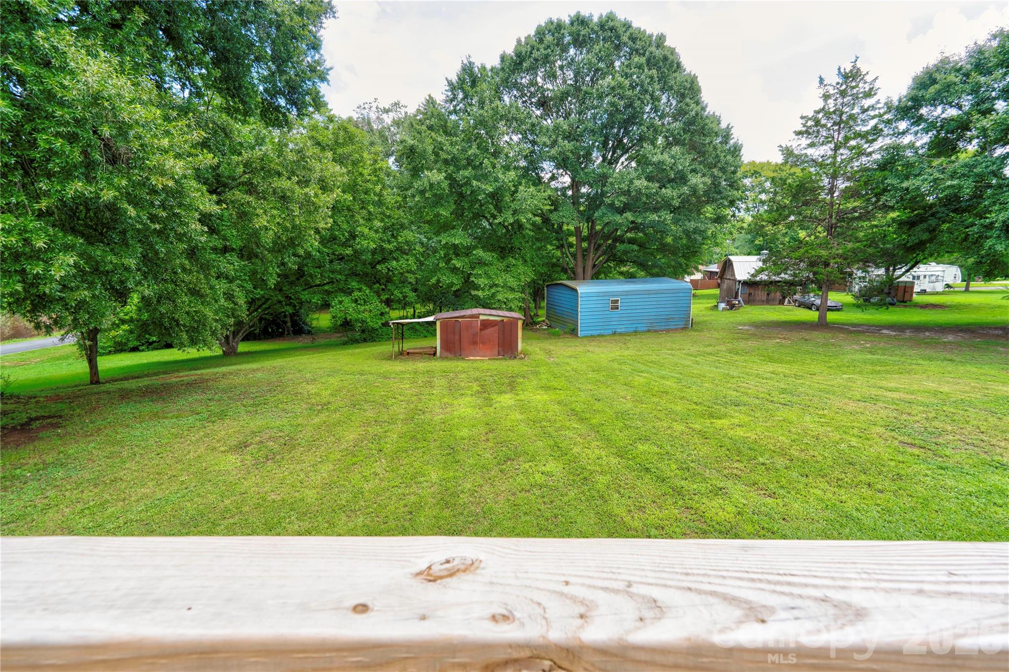 main property photo 26