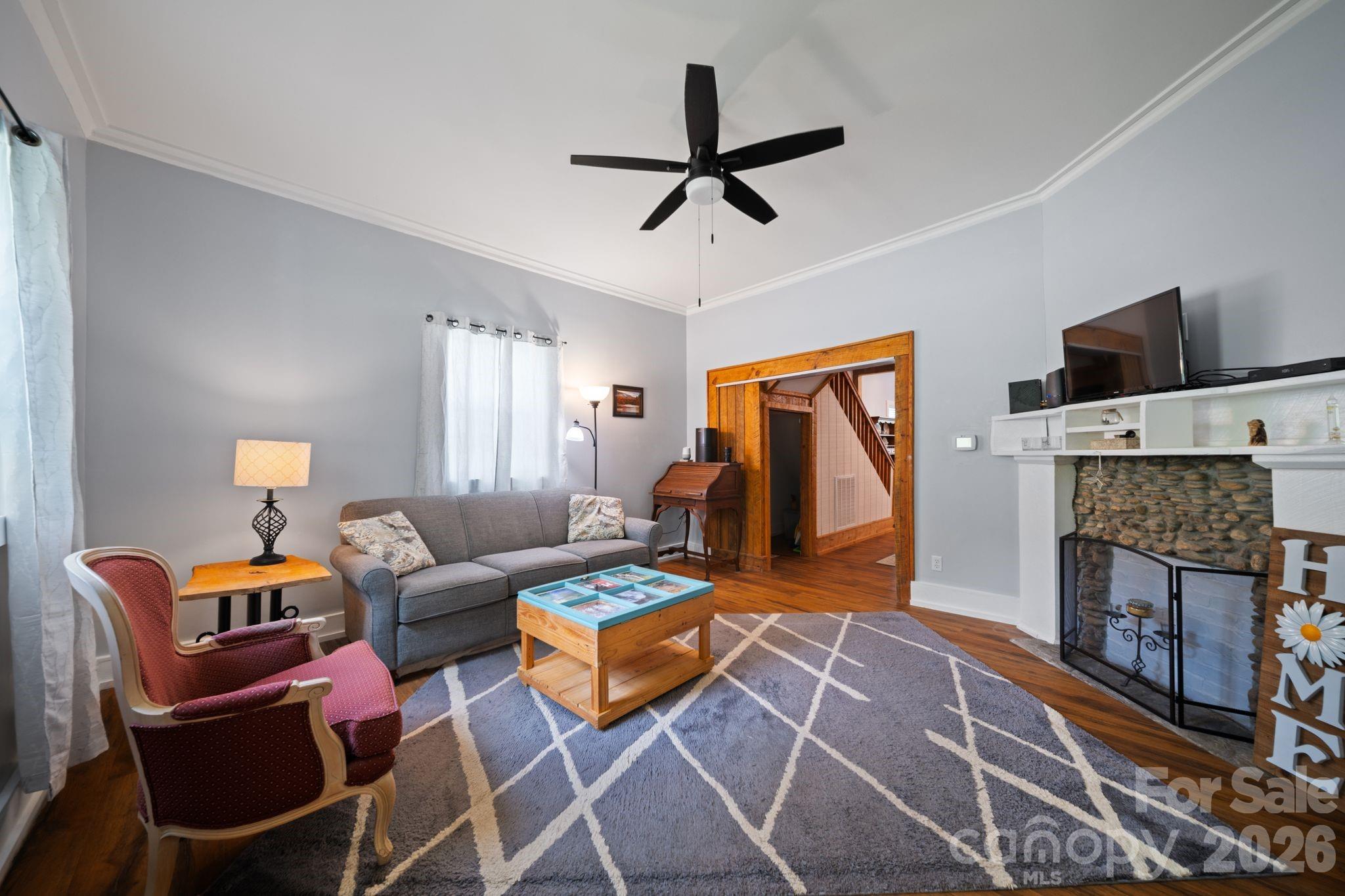 main property photo 17