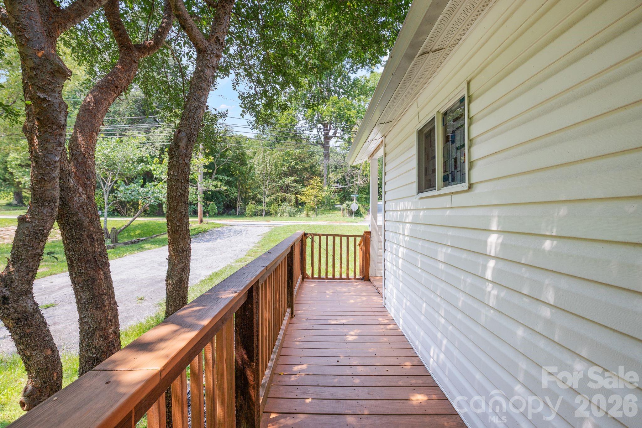 main property photo 31