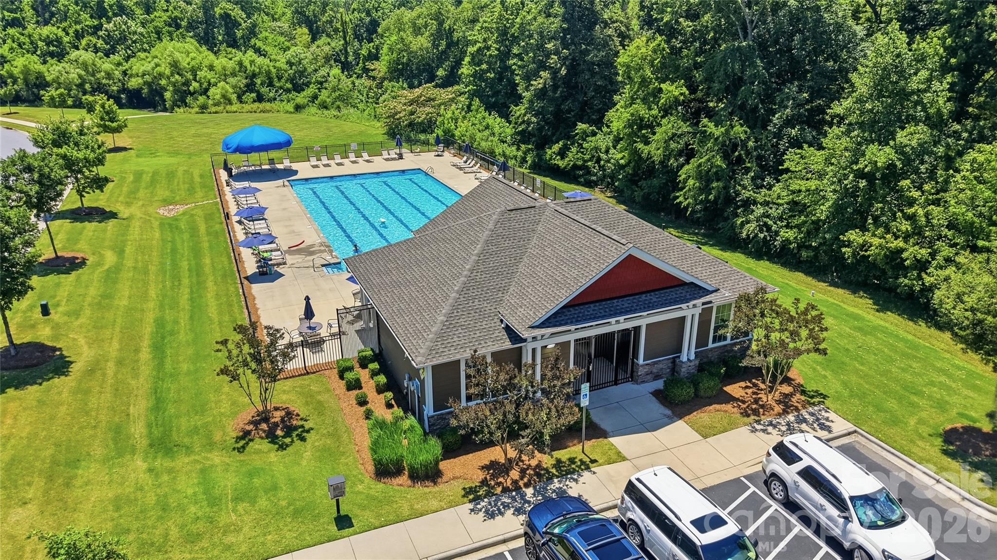main property photo 45