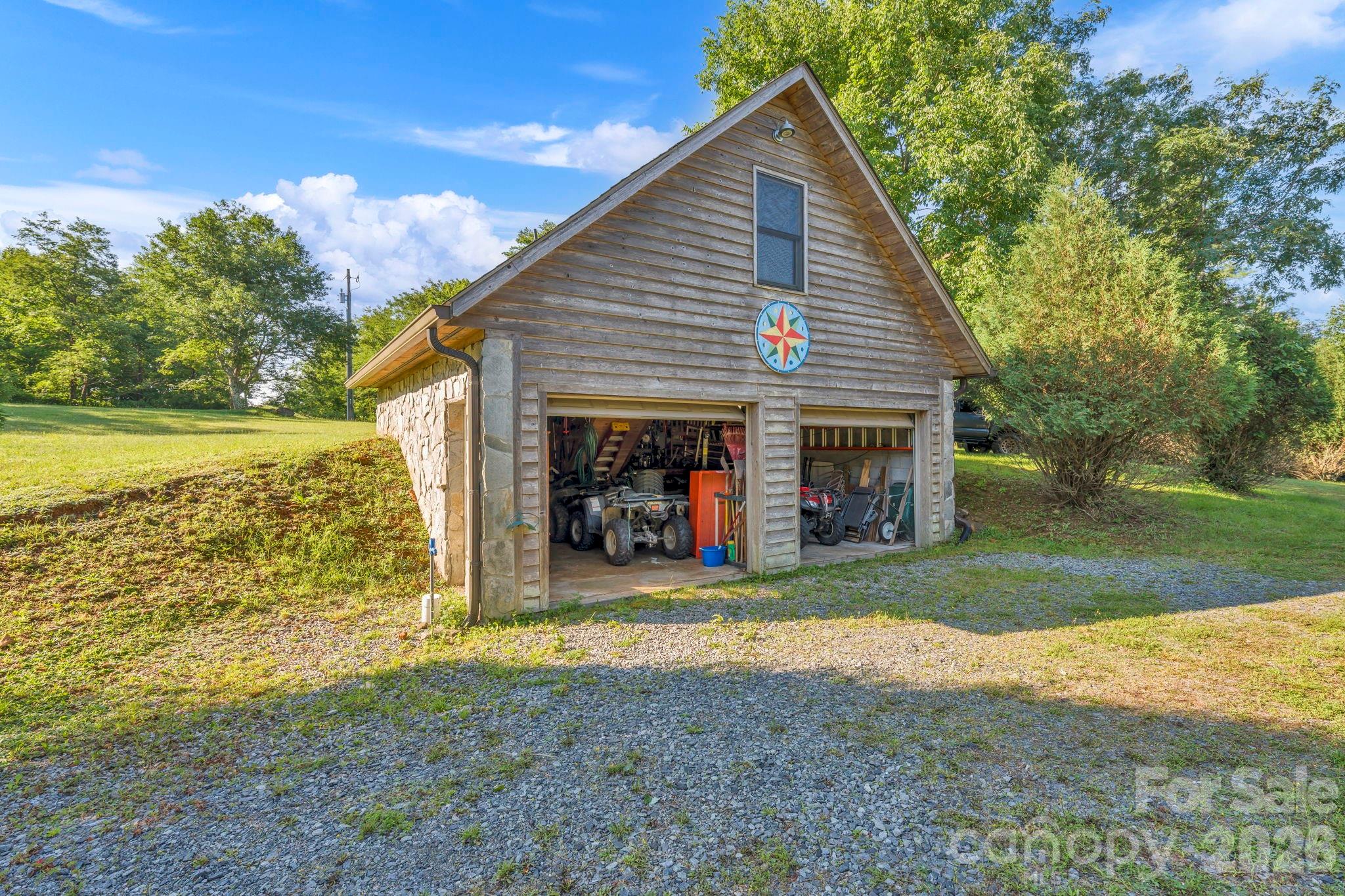 main property photo 45