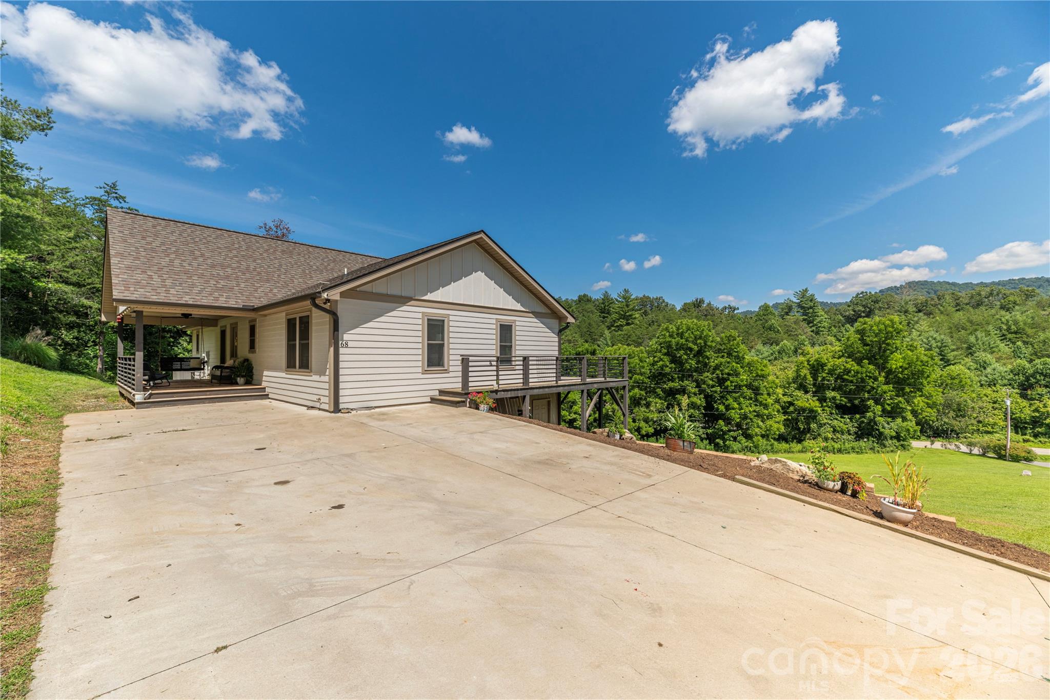main property photo 24
