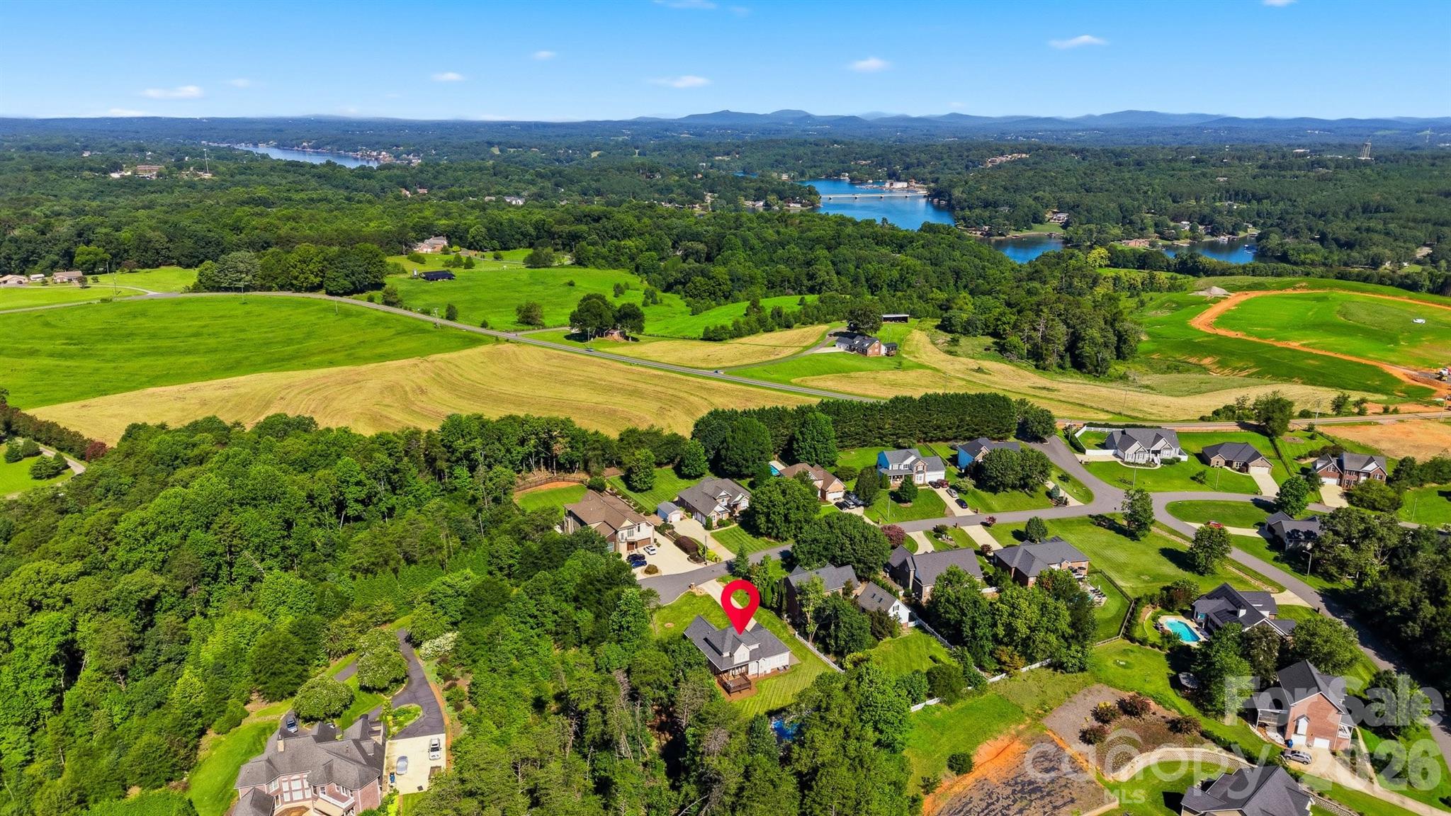 main property photo 41