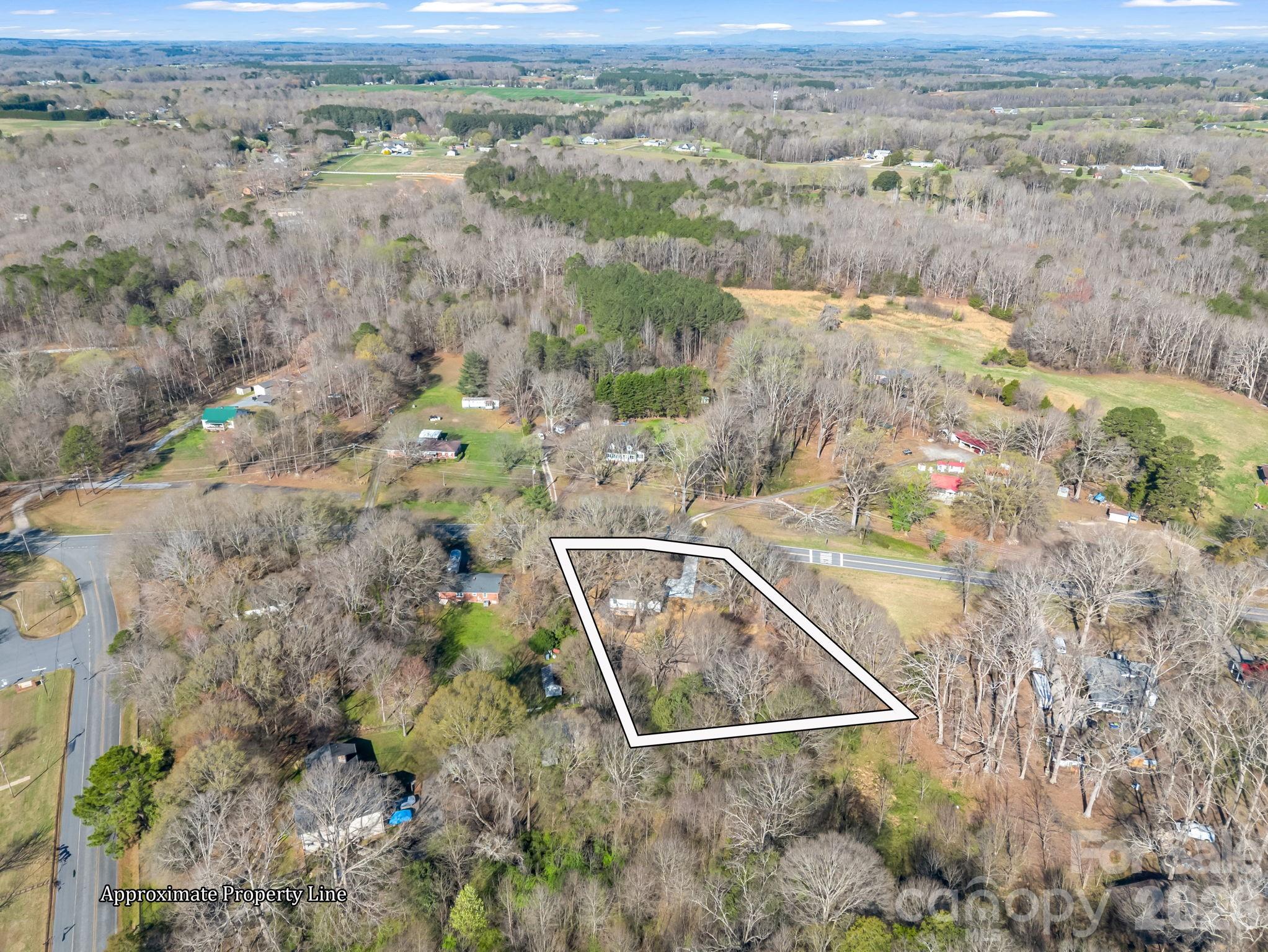 main property photo 34