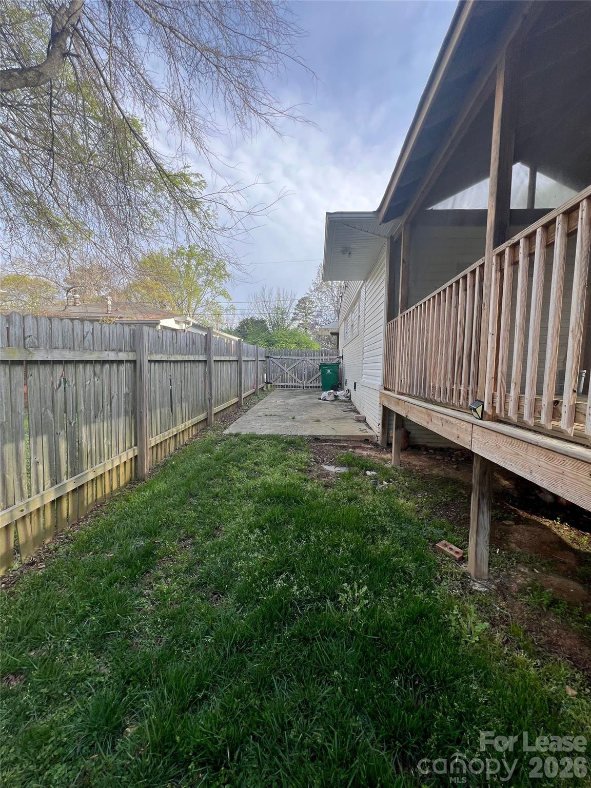 main property photo 20