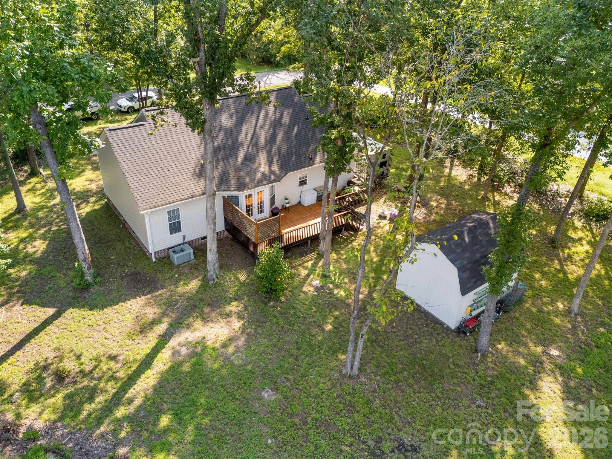 main property photo 19