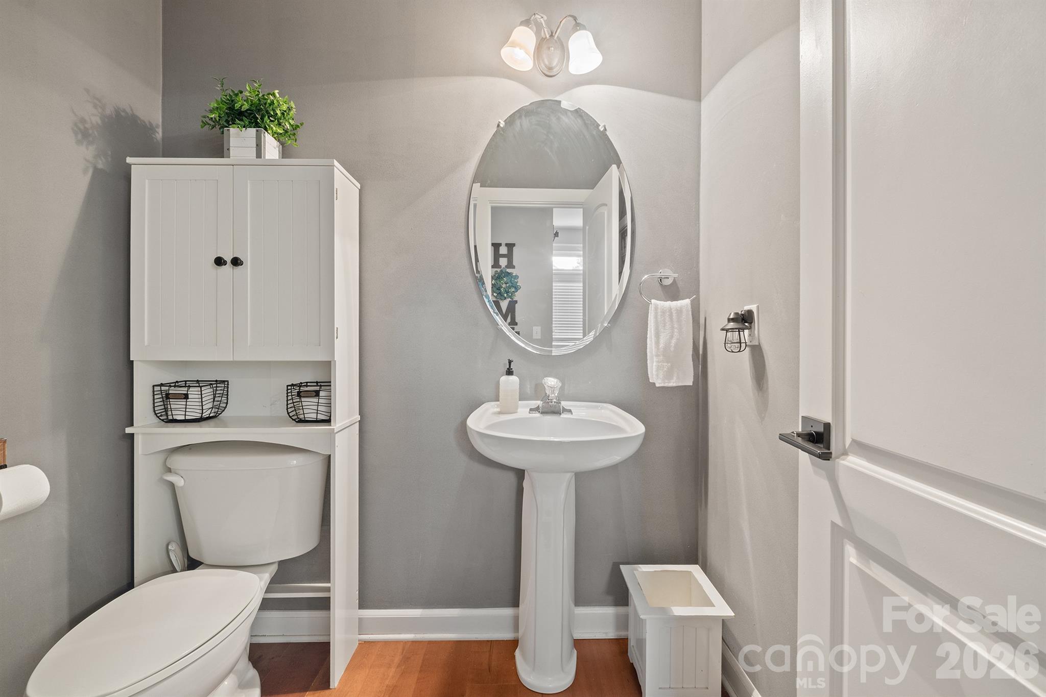 main property photo 19