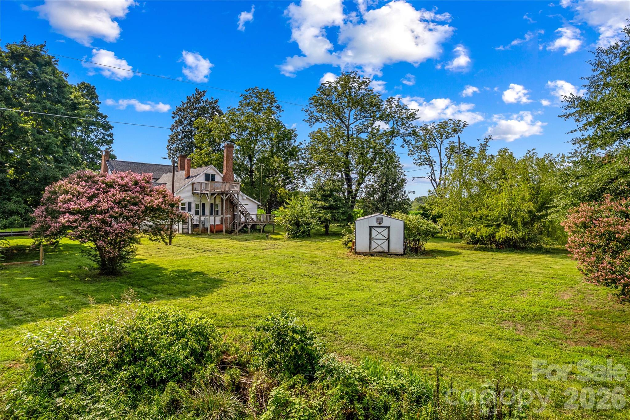 main property photo 40