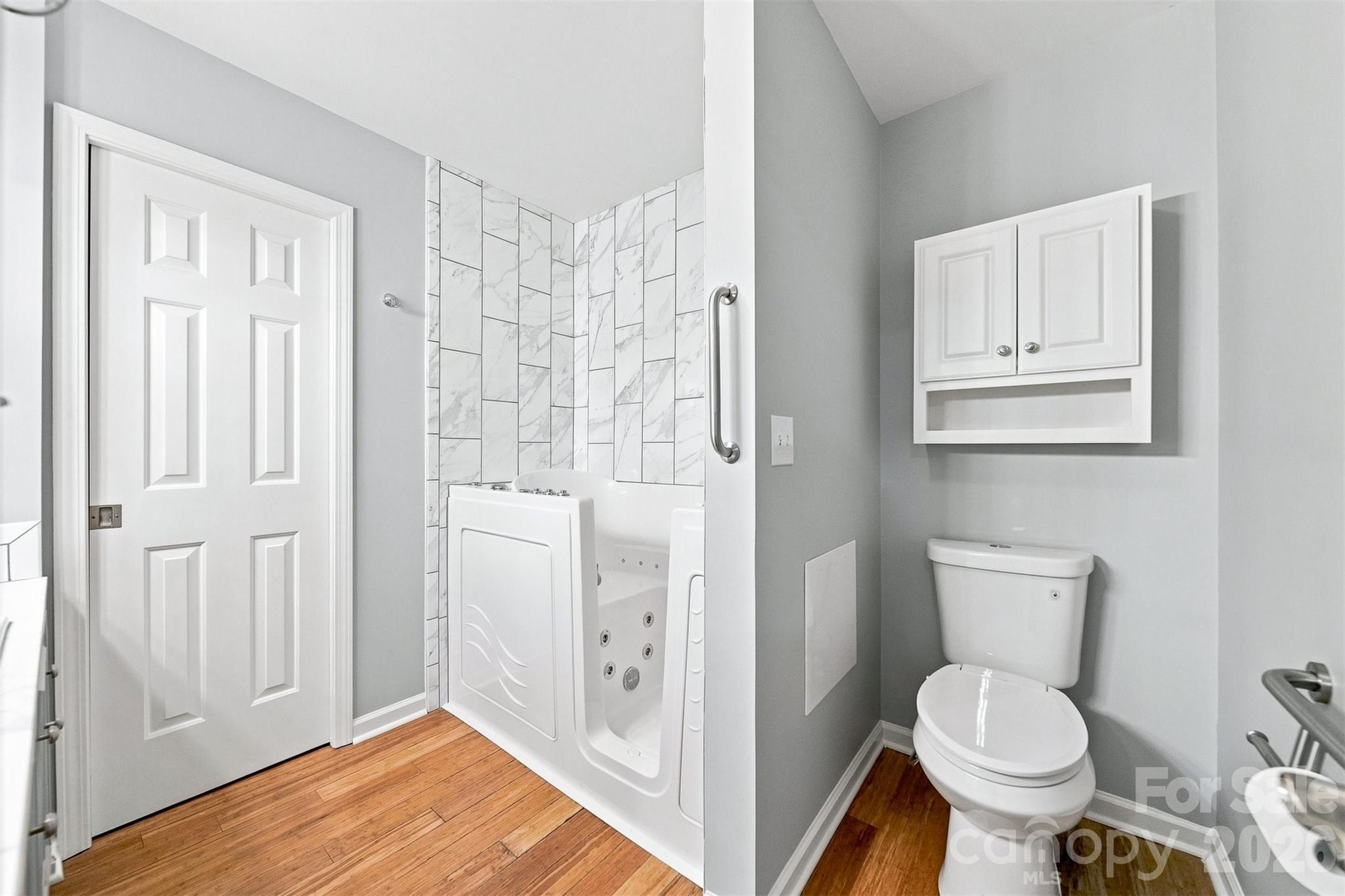 main property photo 19