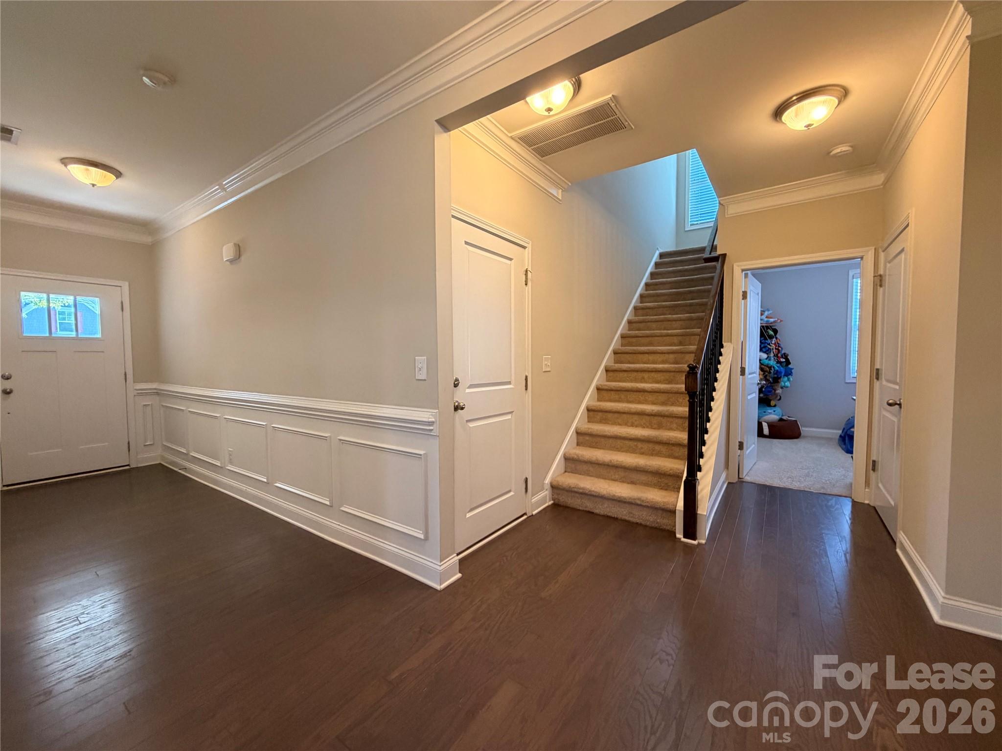 property viewer photo 18