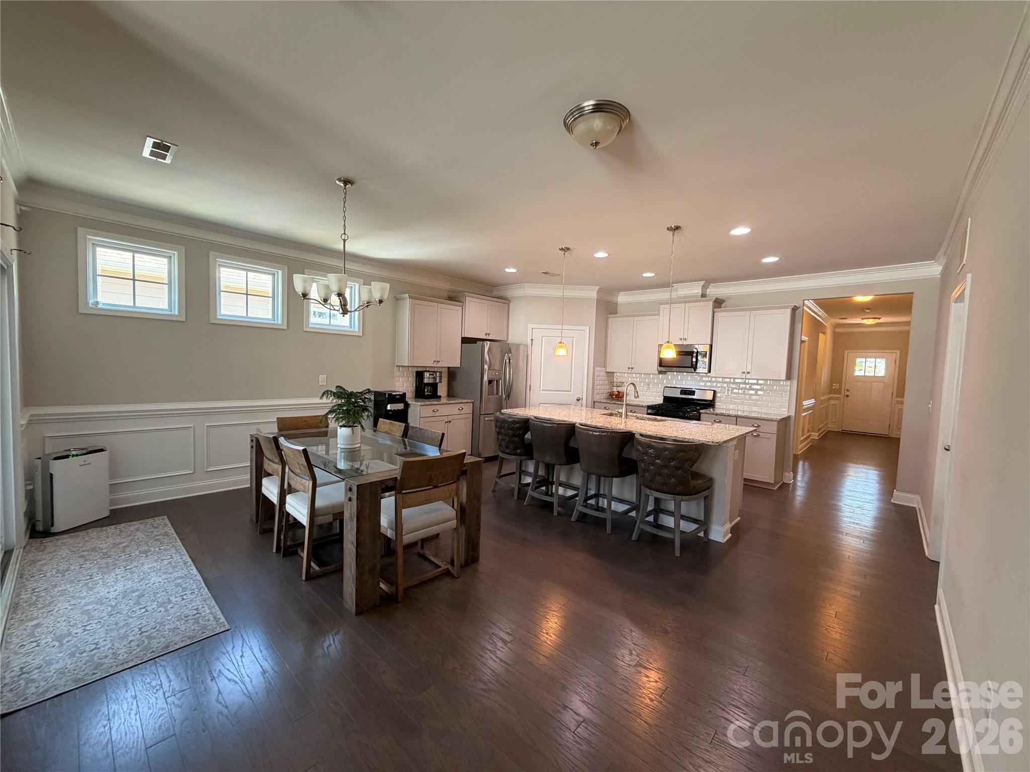 property viewer photo 9