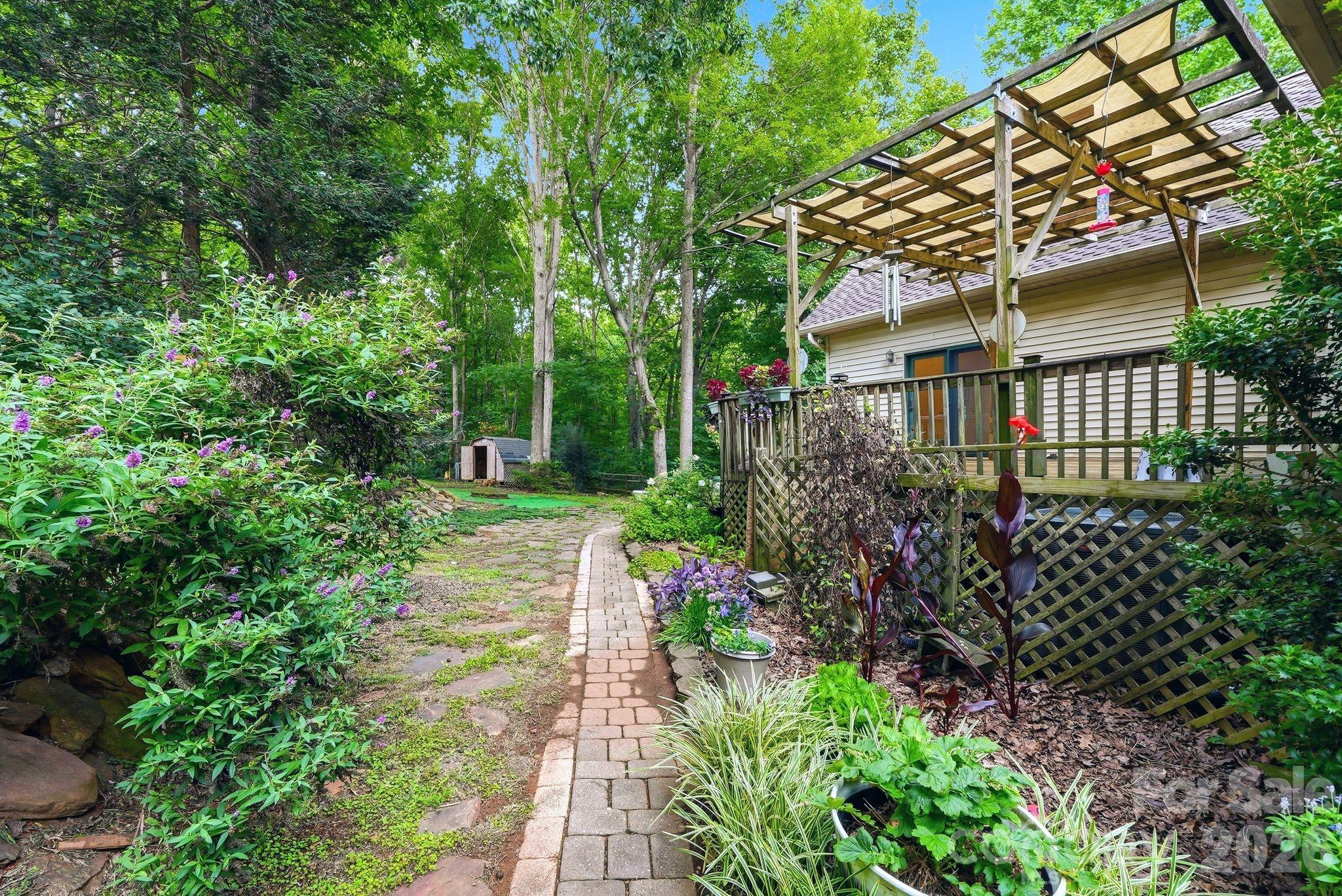 main property photo 41