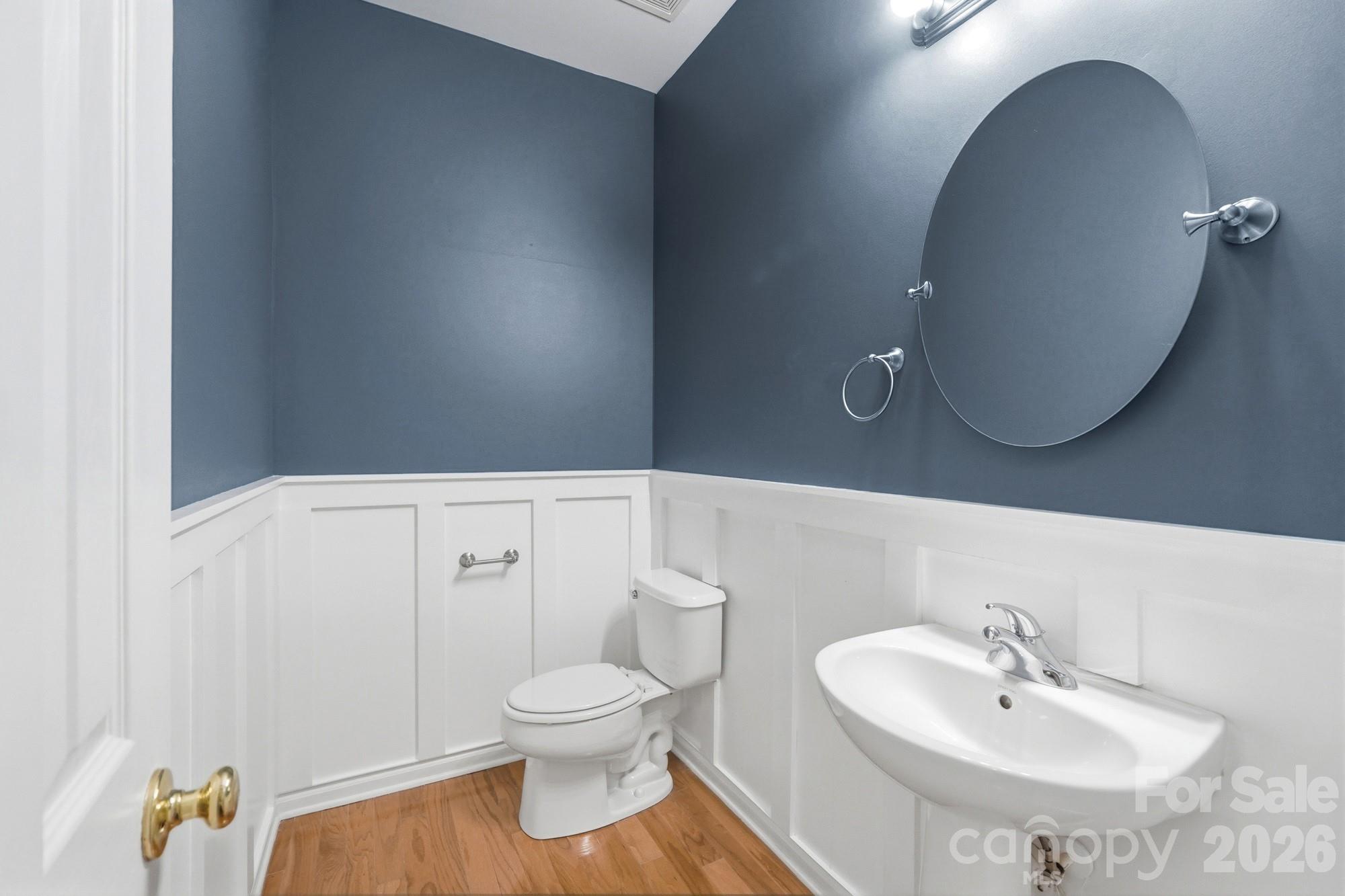 main property photo 10