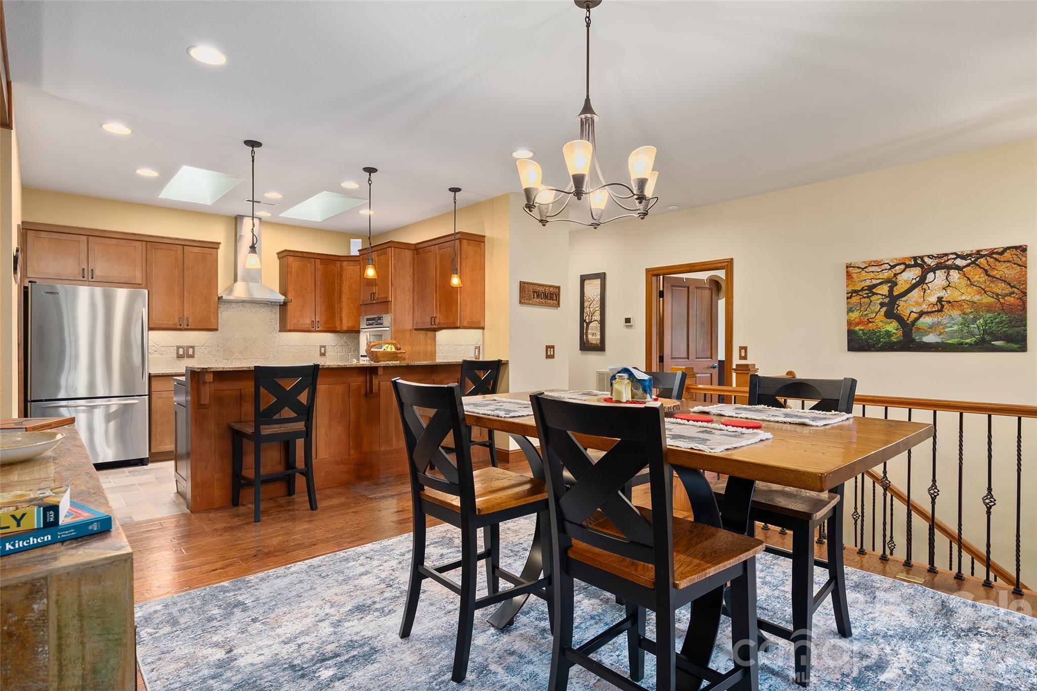 main property photo 14