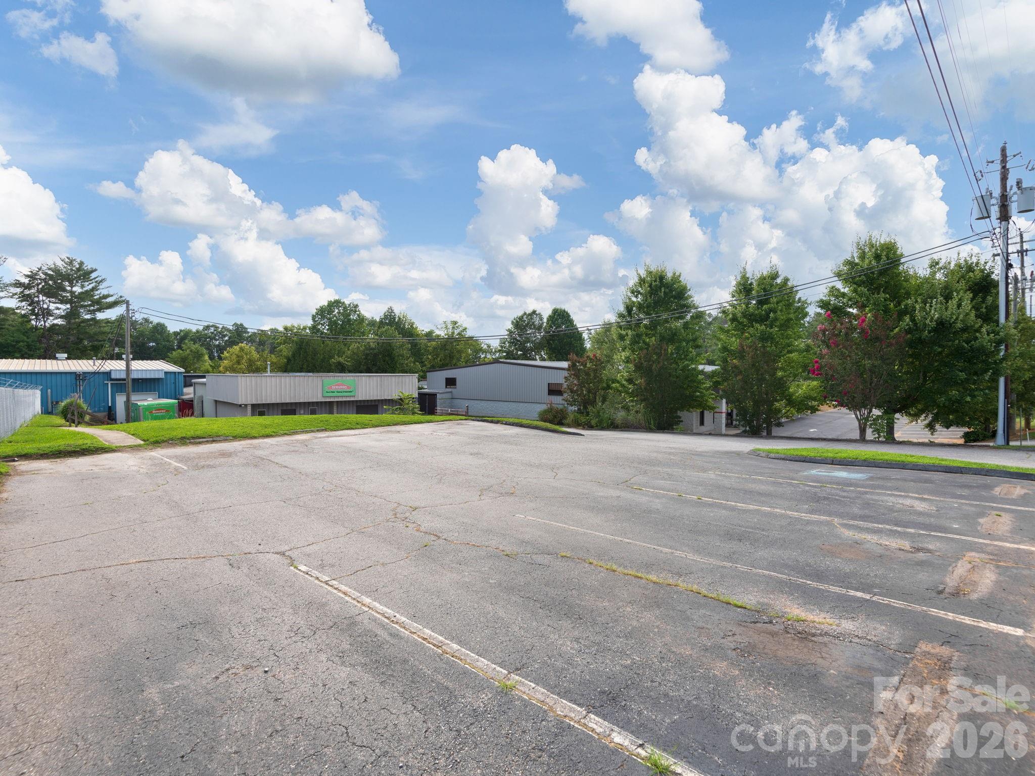 main property photo 15