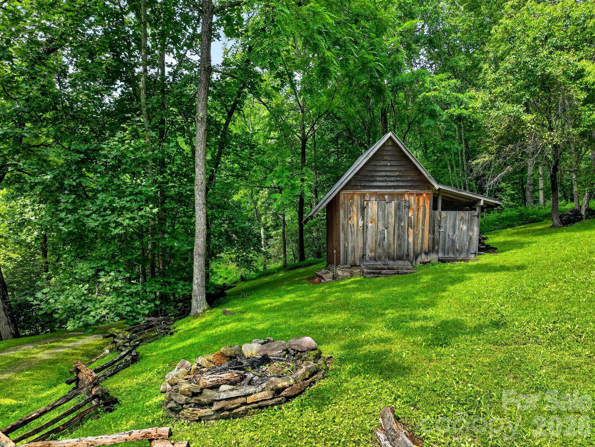 main property photo 29