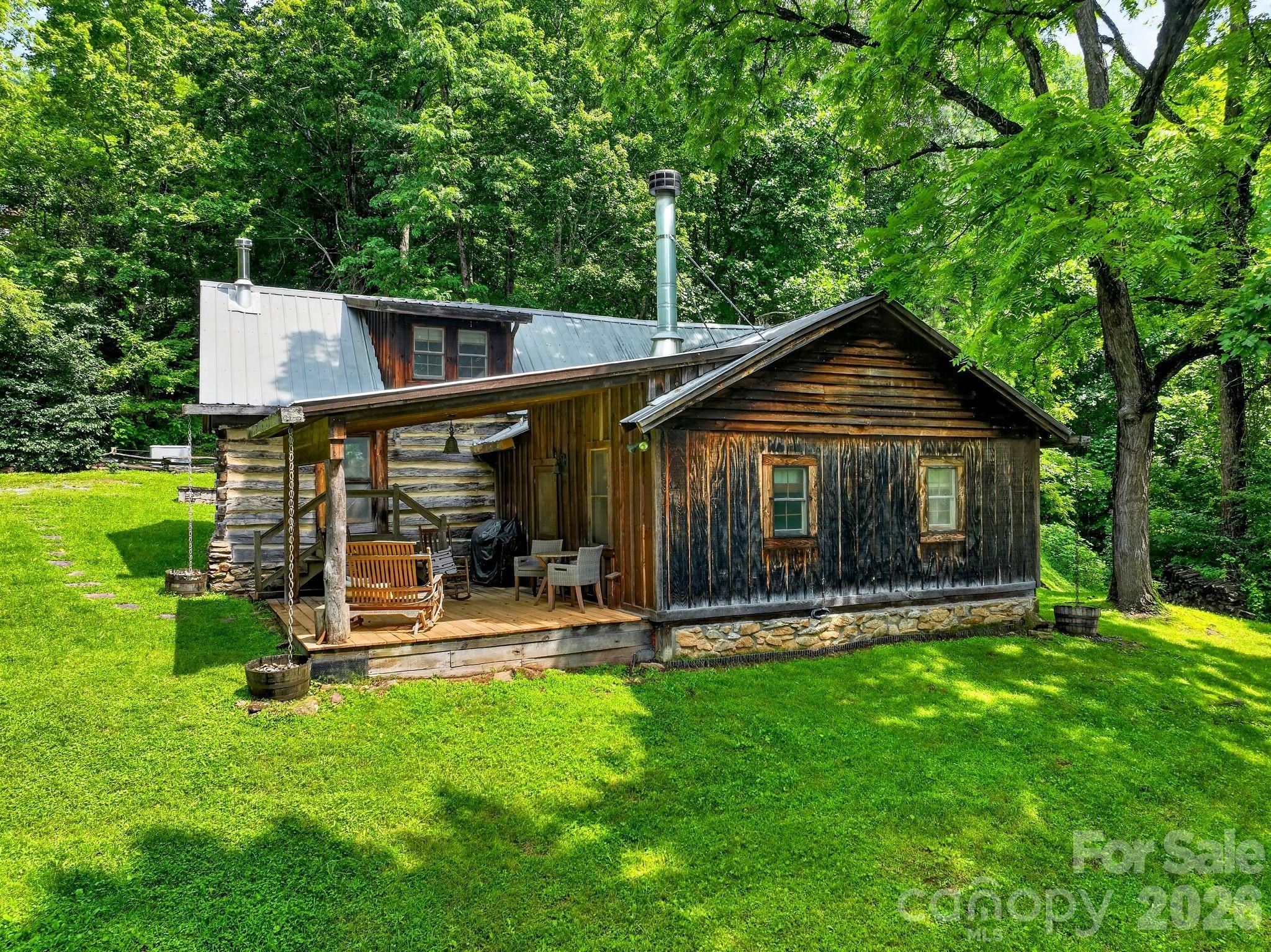 main property photo 30