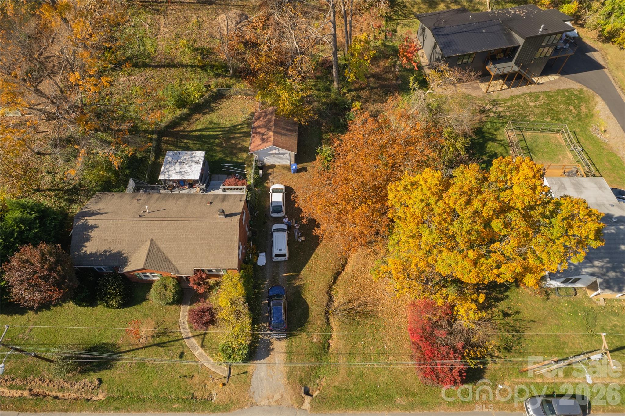 main property photo 16