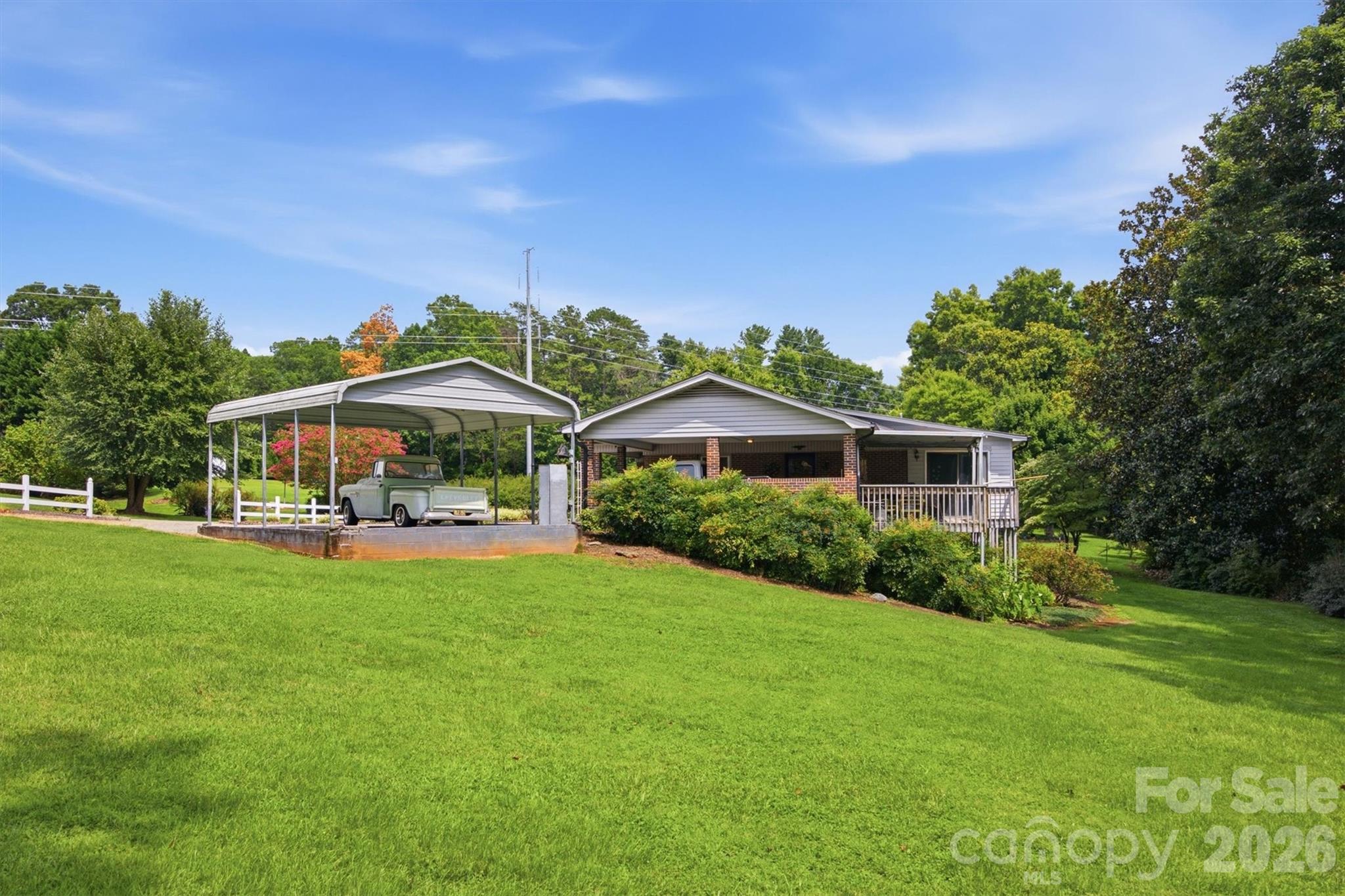 main property photo 7