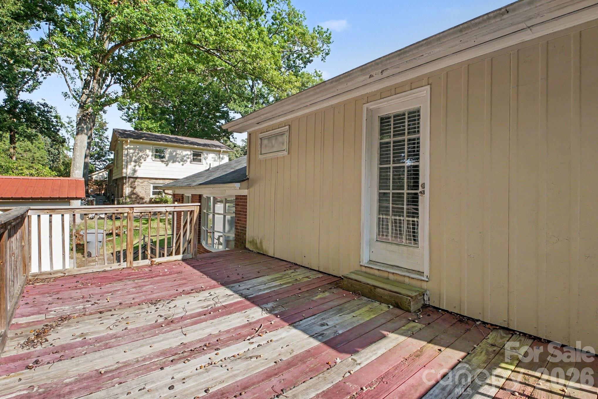 main property photo 24