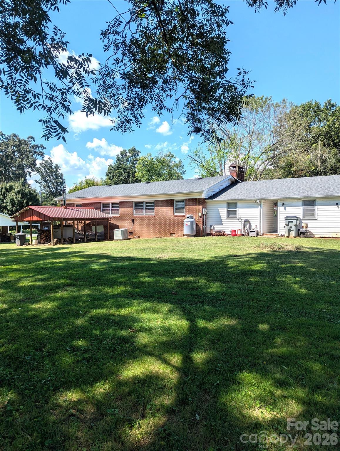 main property photo 41