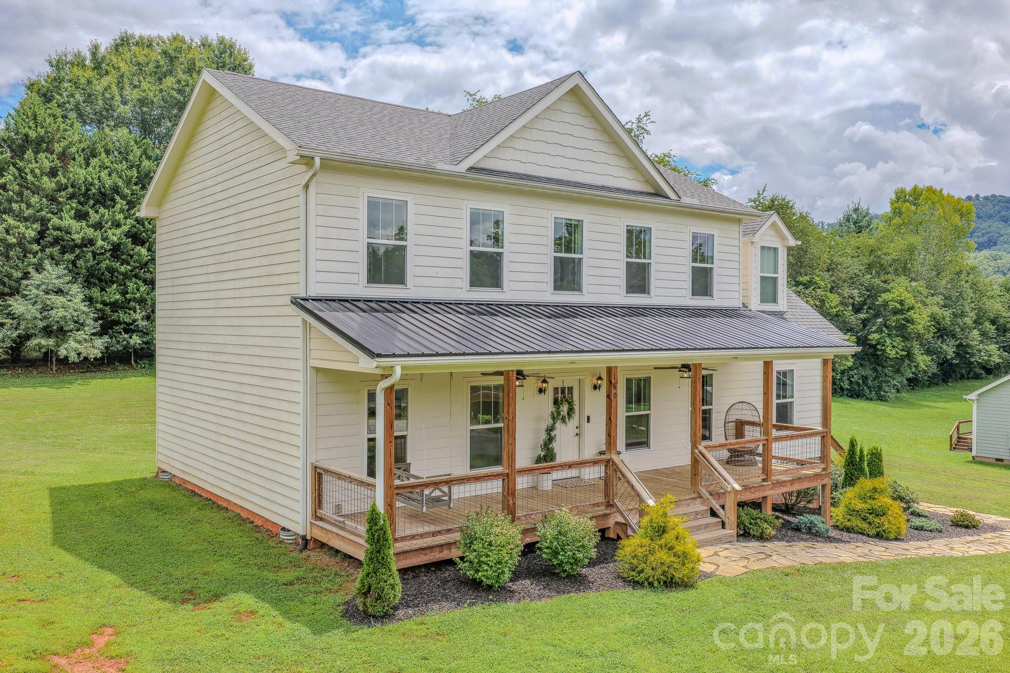 main property photo 23
