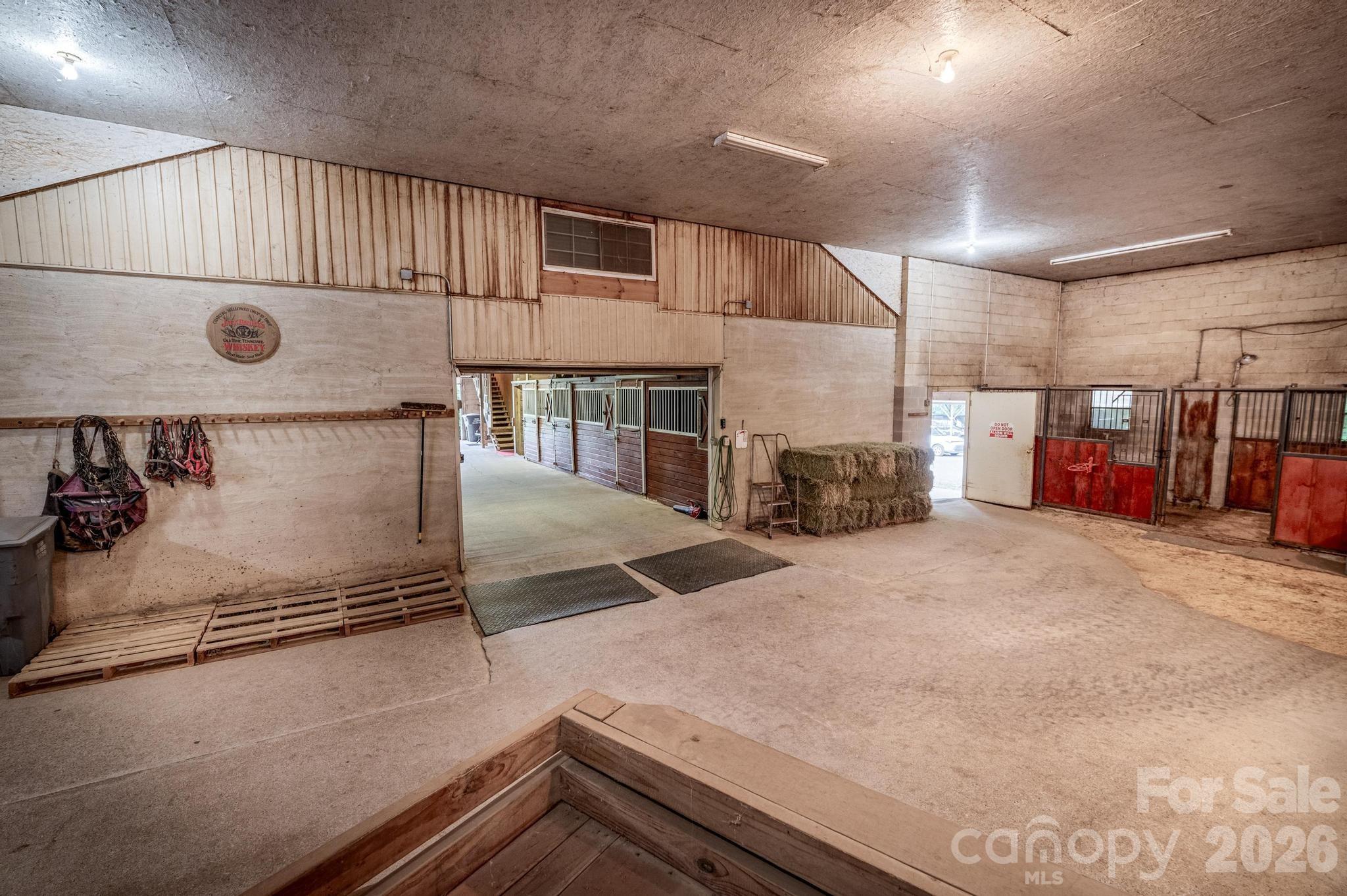 main property photo 19
