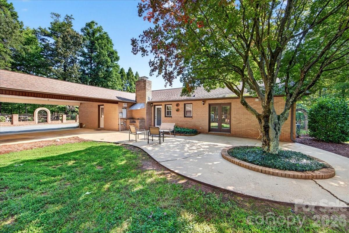 main property photo 41