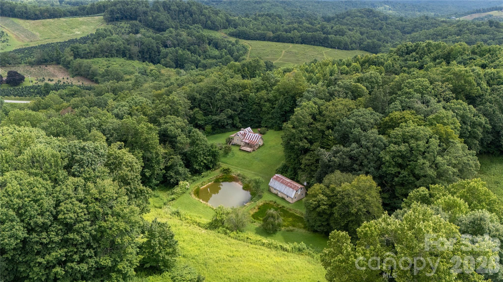 main property photo 14