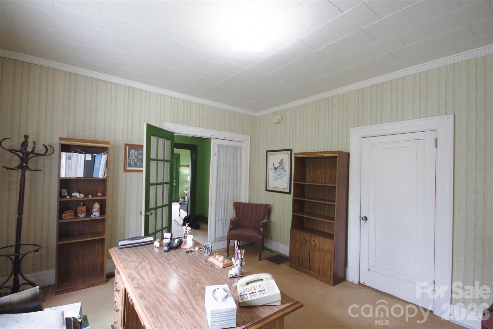 main property photo 12