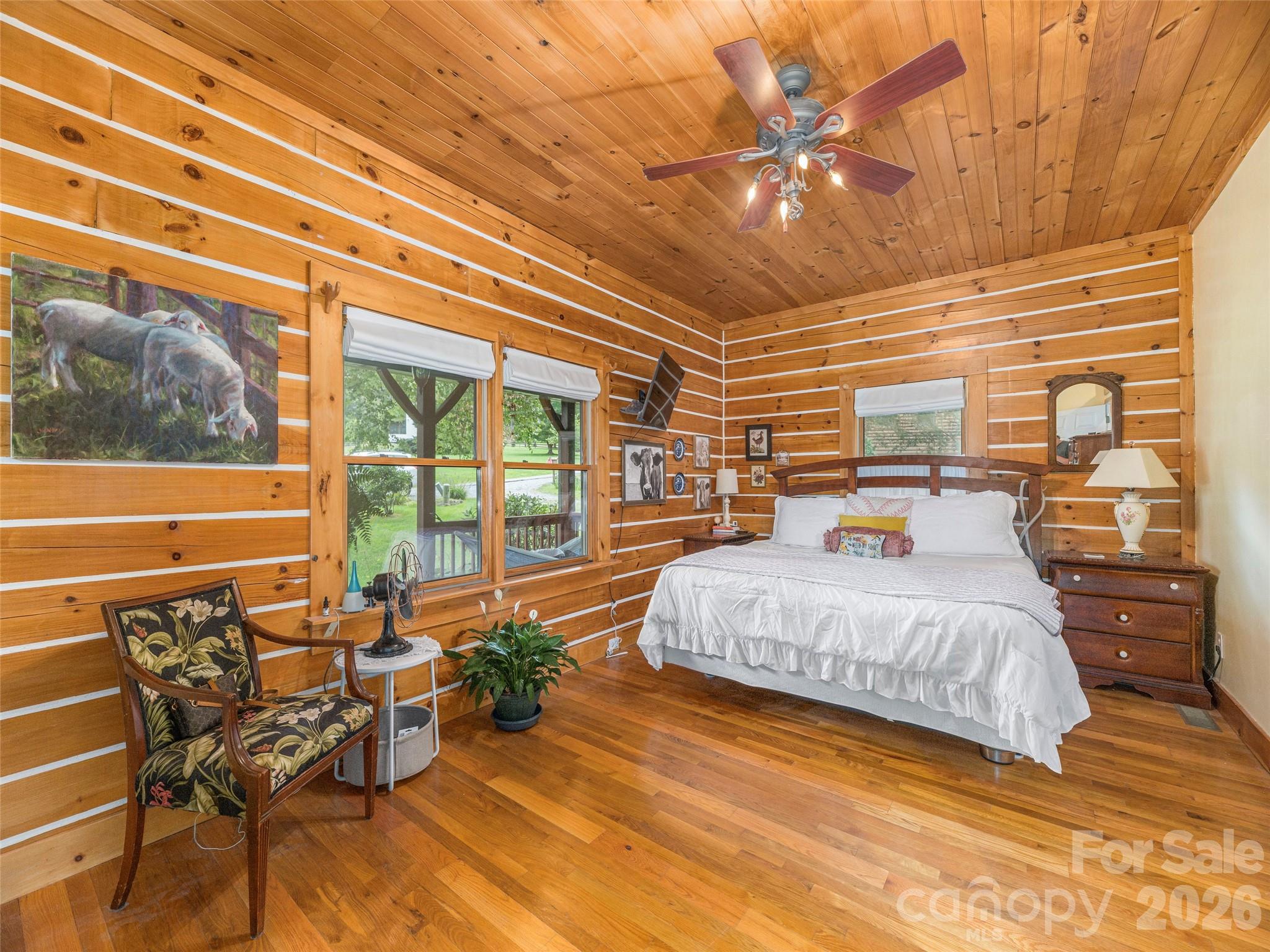 main property photo 18