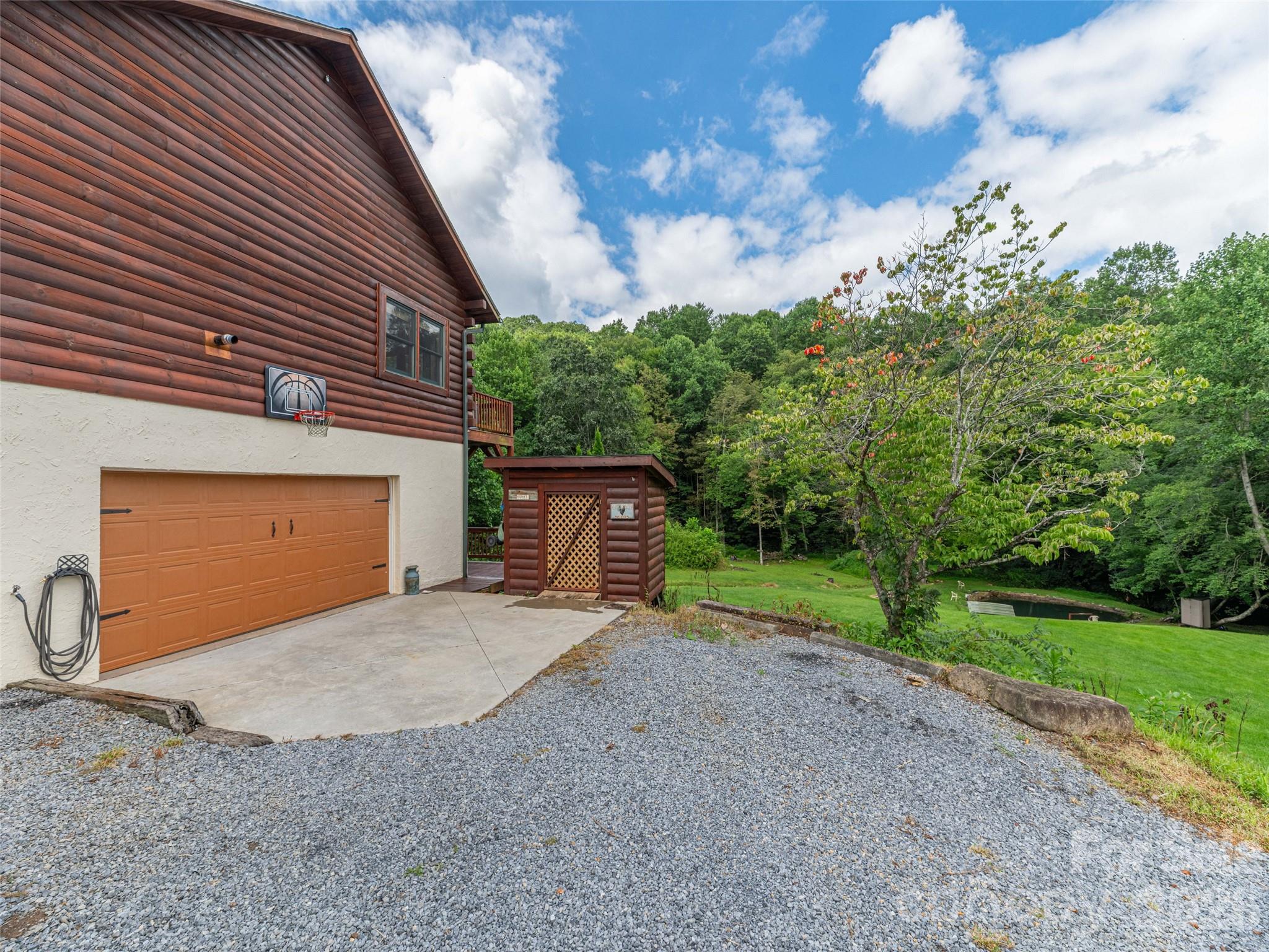 main property photo 35