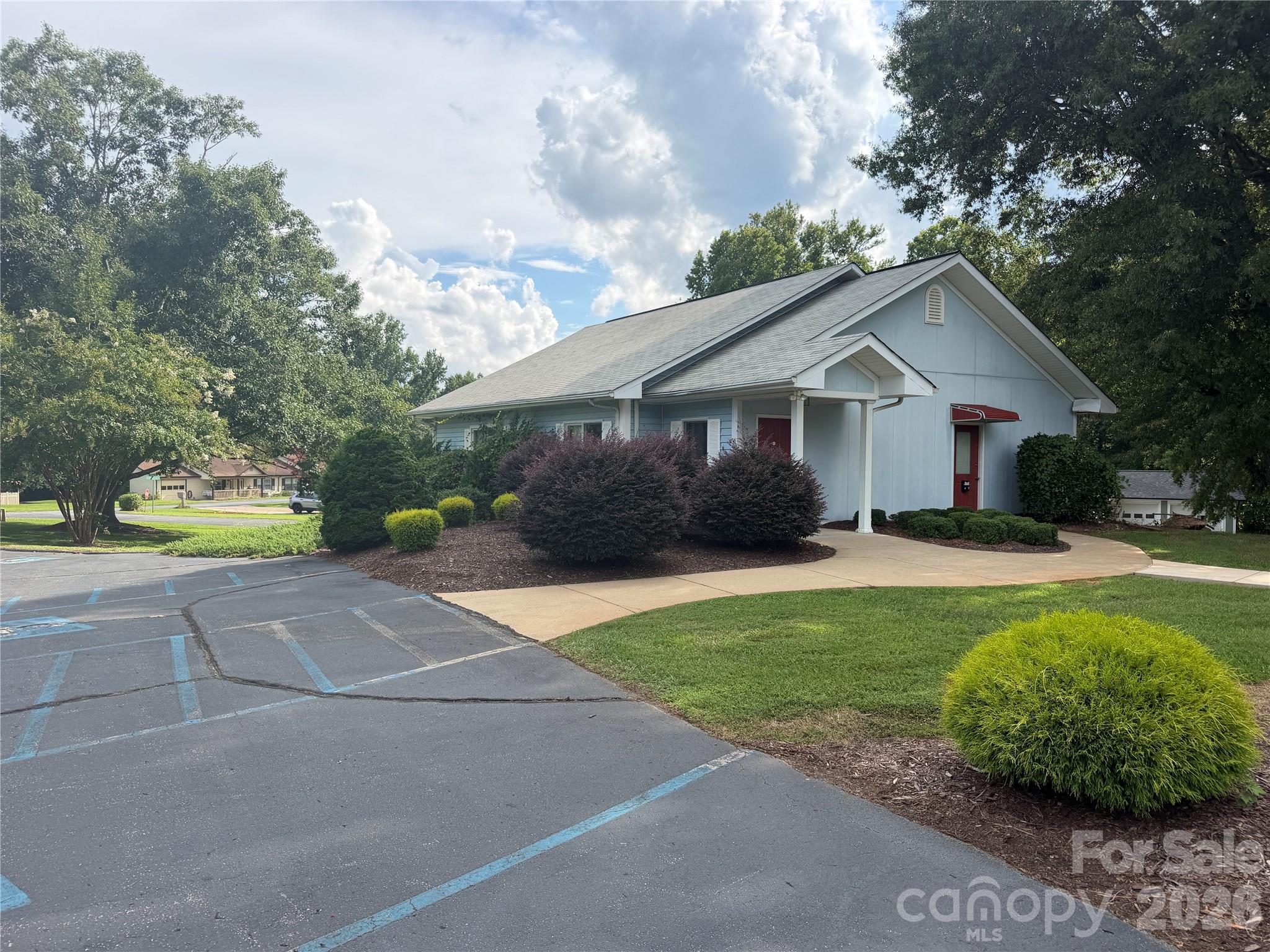 main property photo 43
