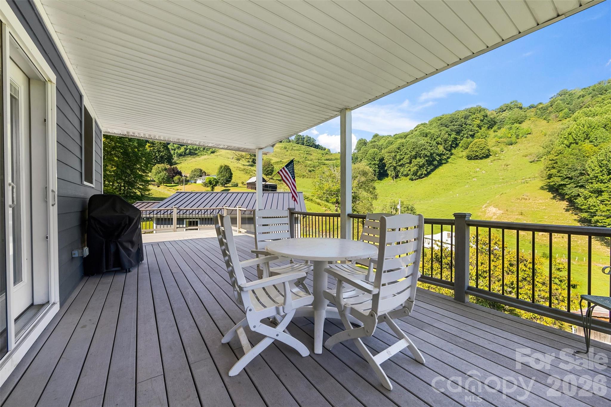 main property photo 31