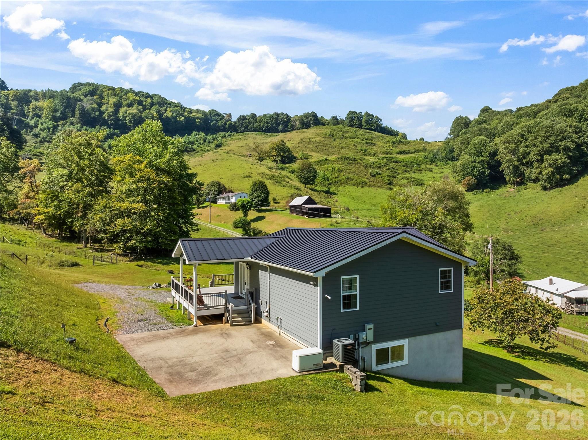 main property photo 34