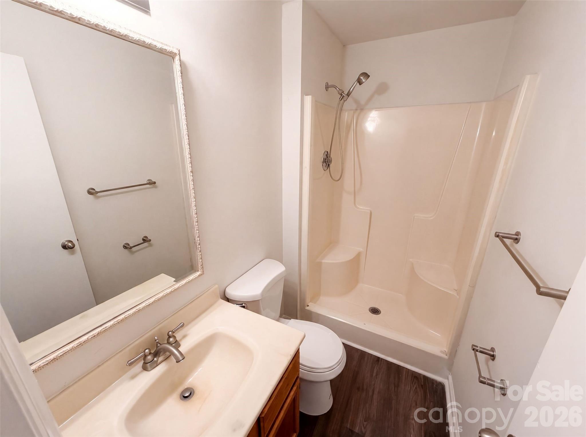 main property photo 21