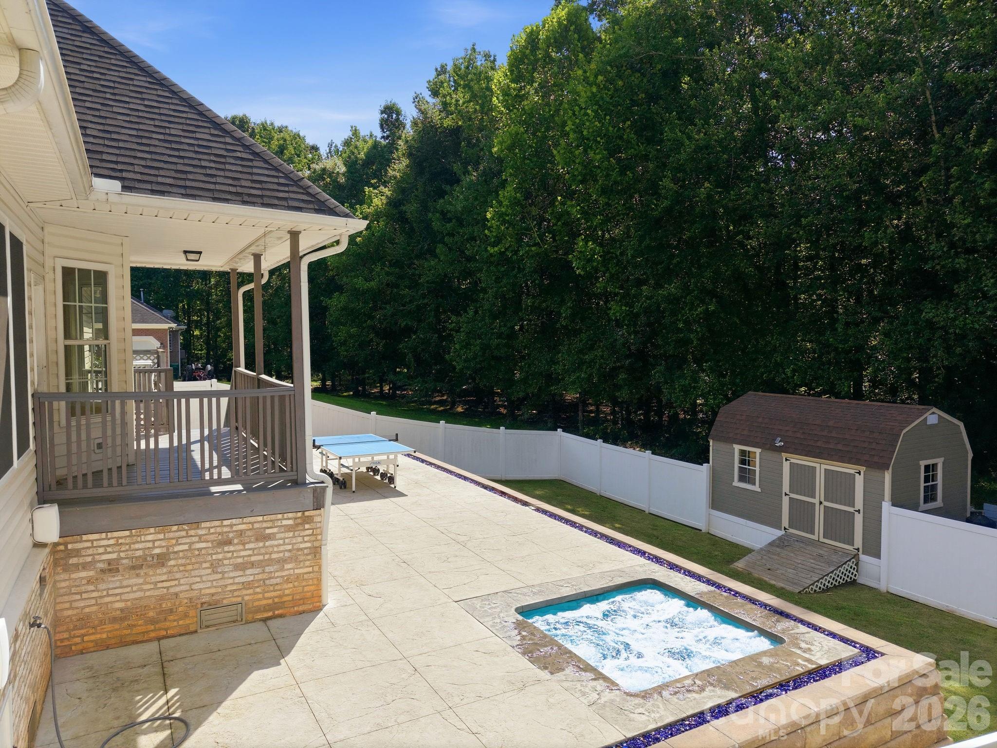 main property photo 32