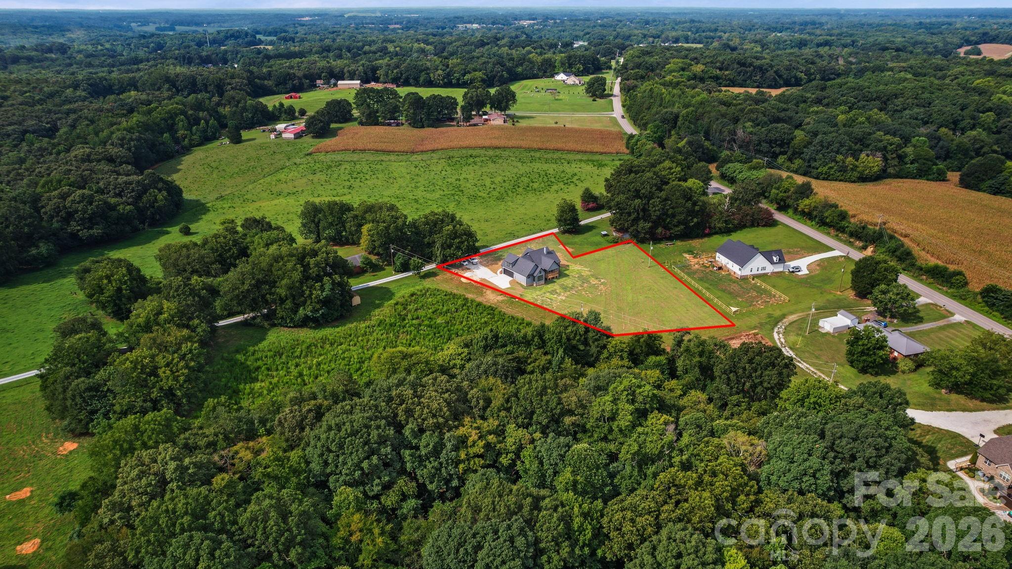 main property photo 10