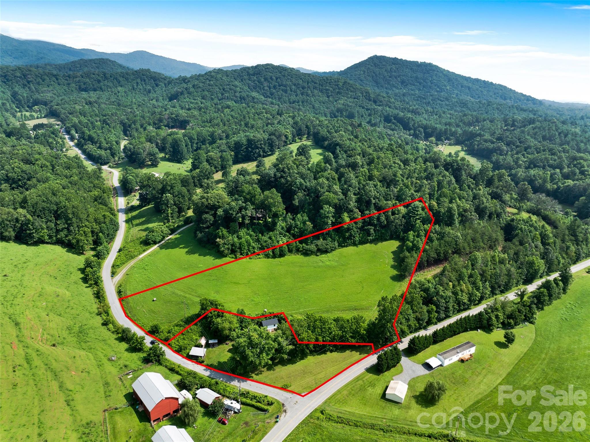 main property photo 28