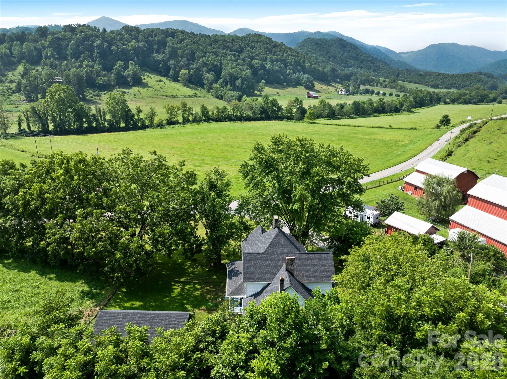 main property photo 35