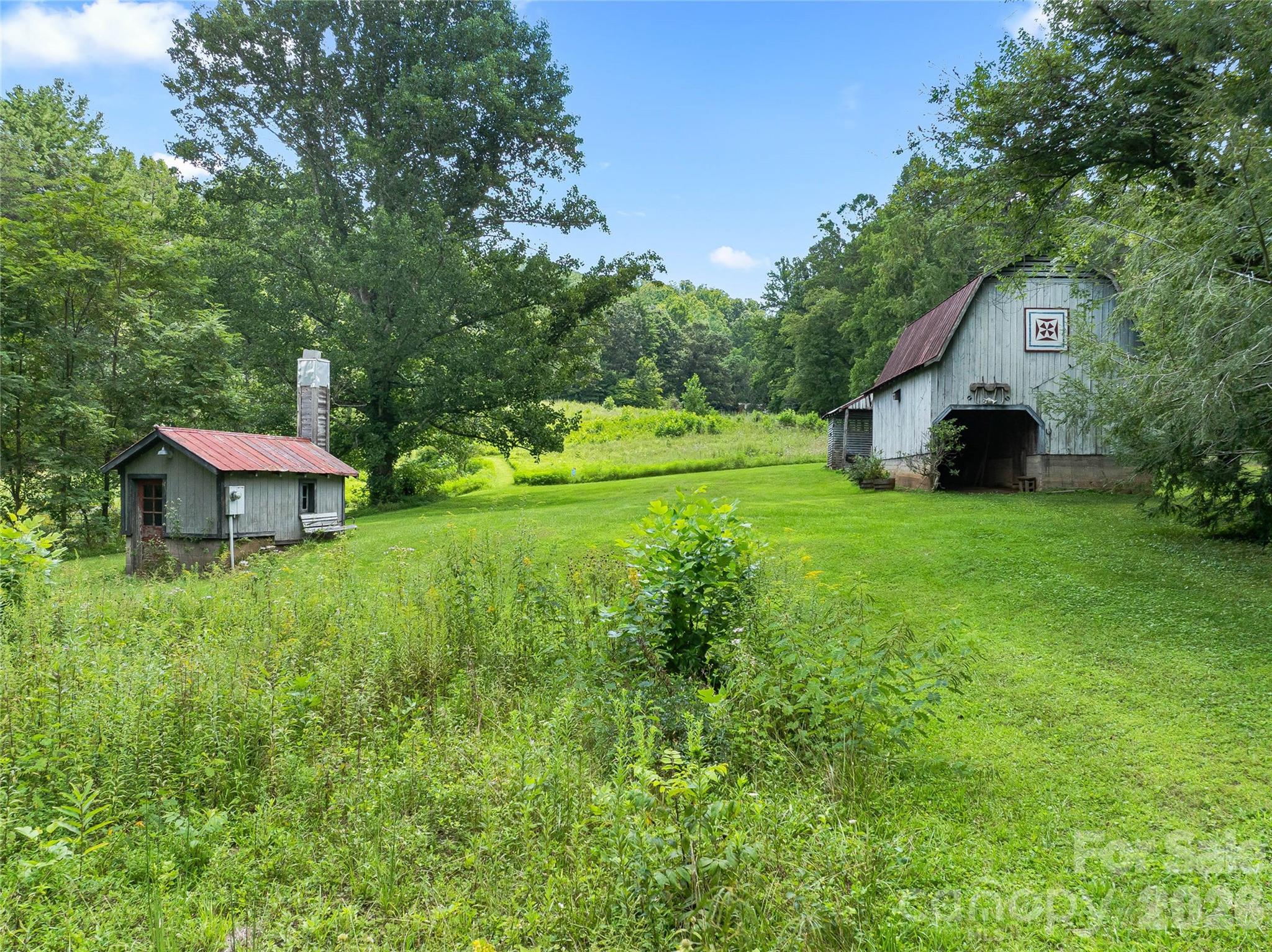 main property photo 37