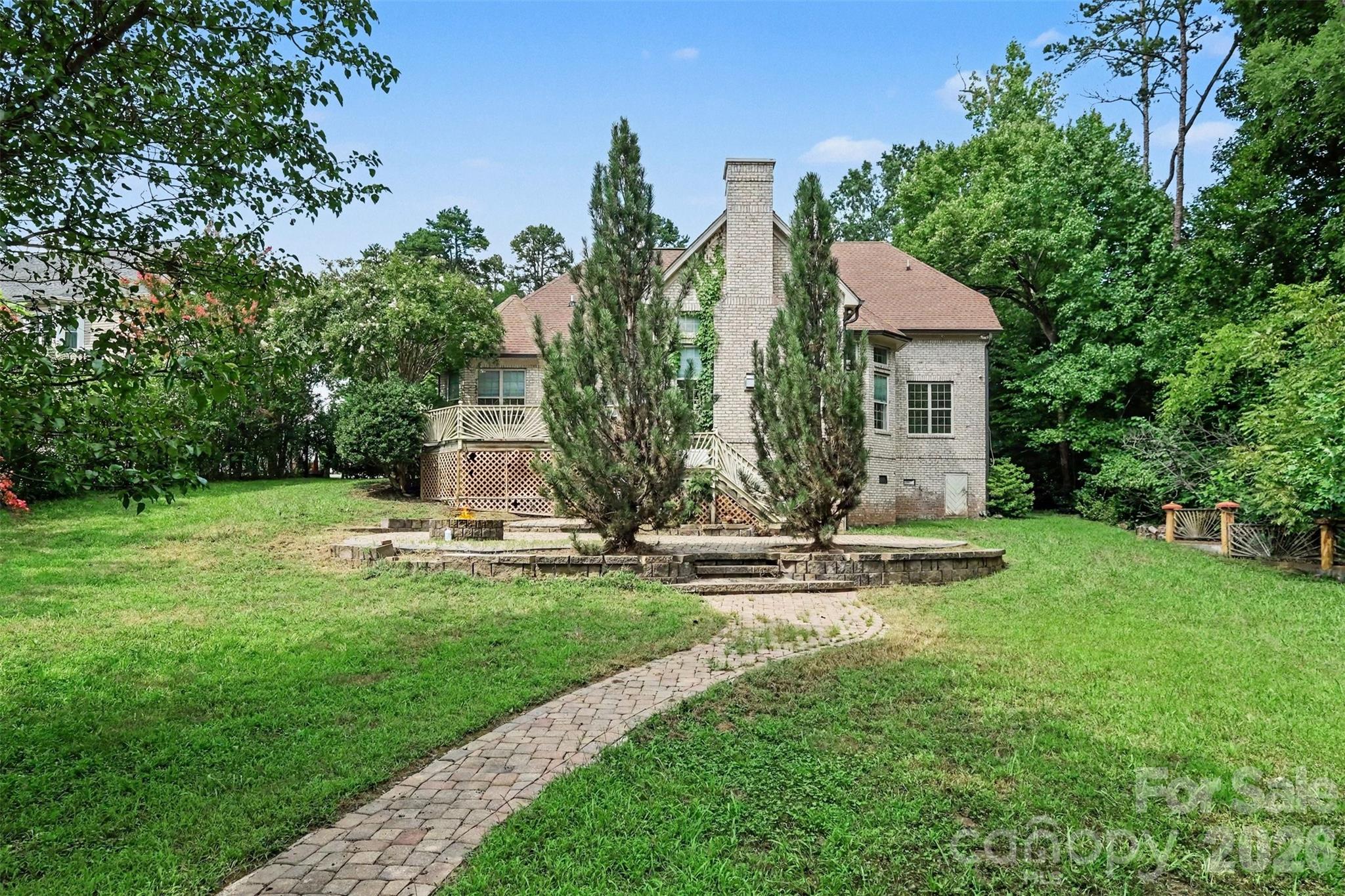 main property photo 32